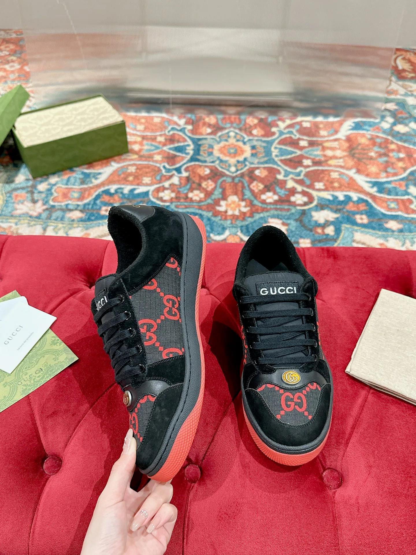 Кроссовки Женские Gucci 17956685