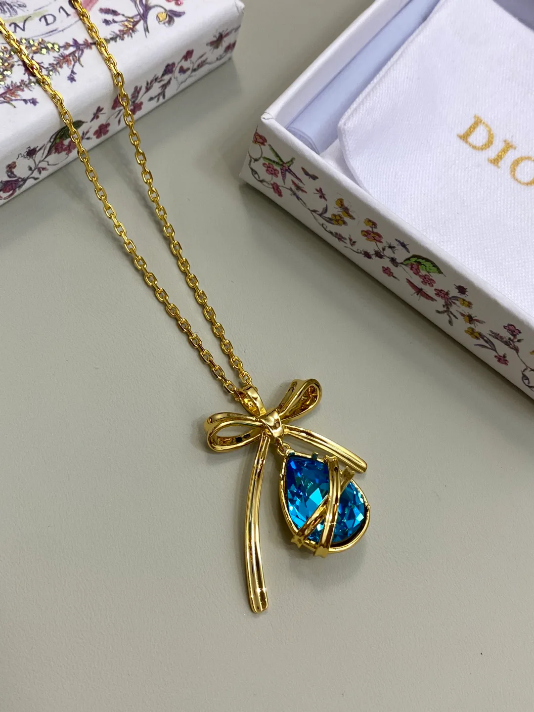 Бижутерия Christian Dior 18656347