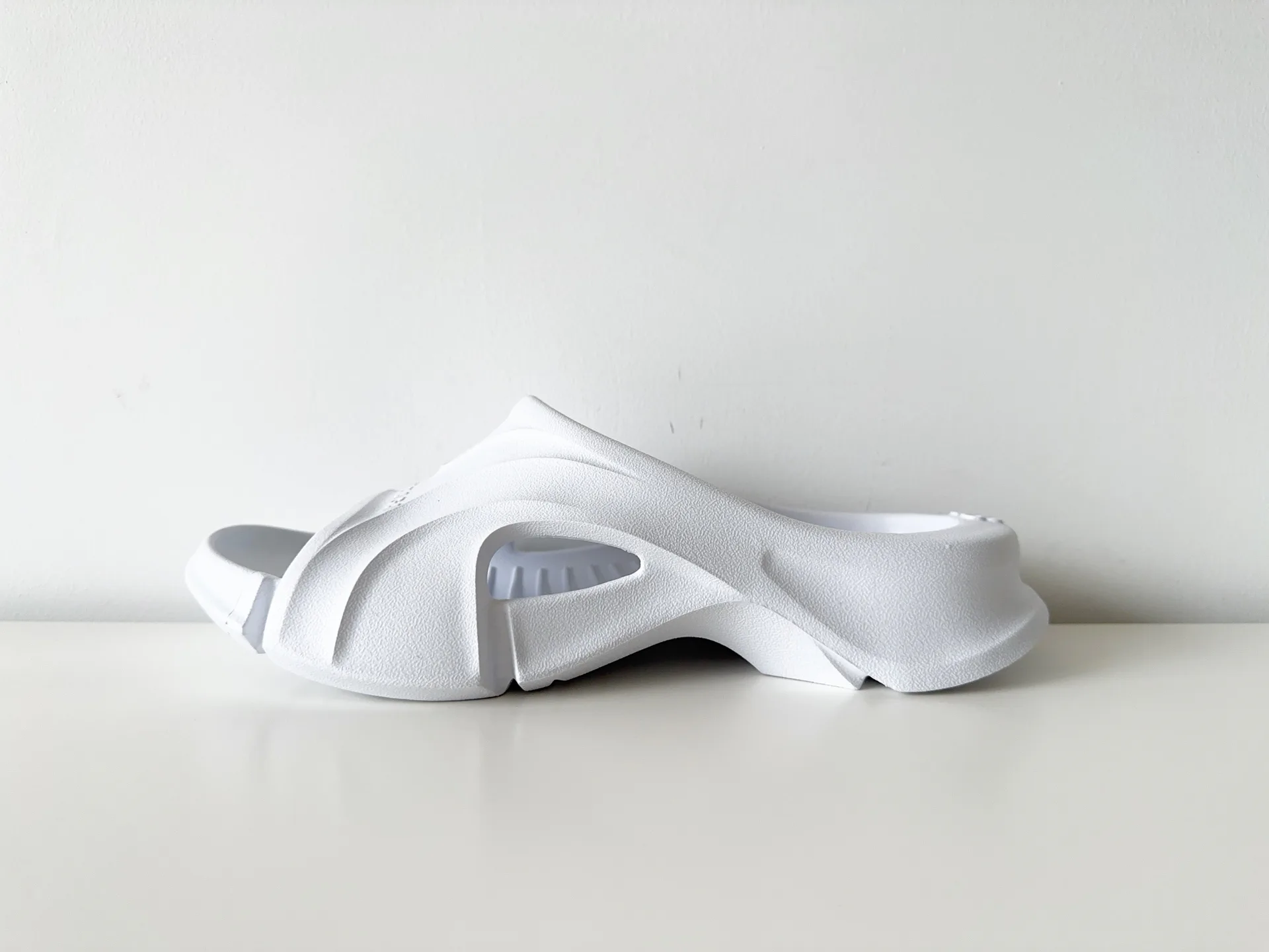 Шлепанцы Женские Balenciaga 907495