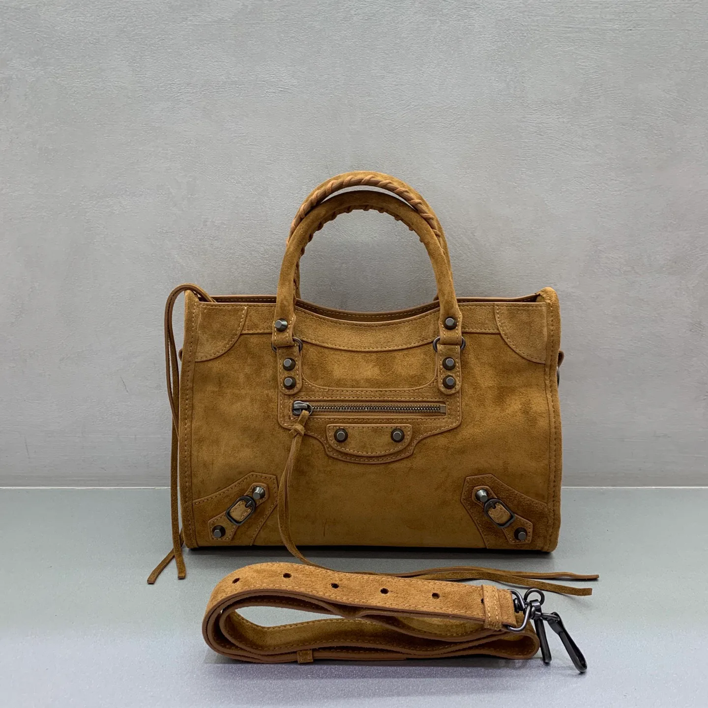 Классические Сумки Женские Balenciaga 11539692