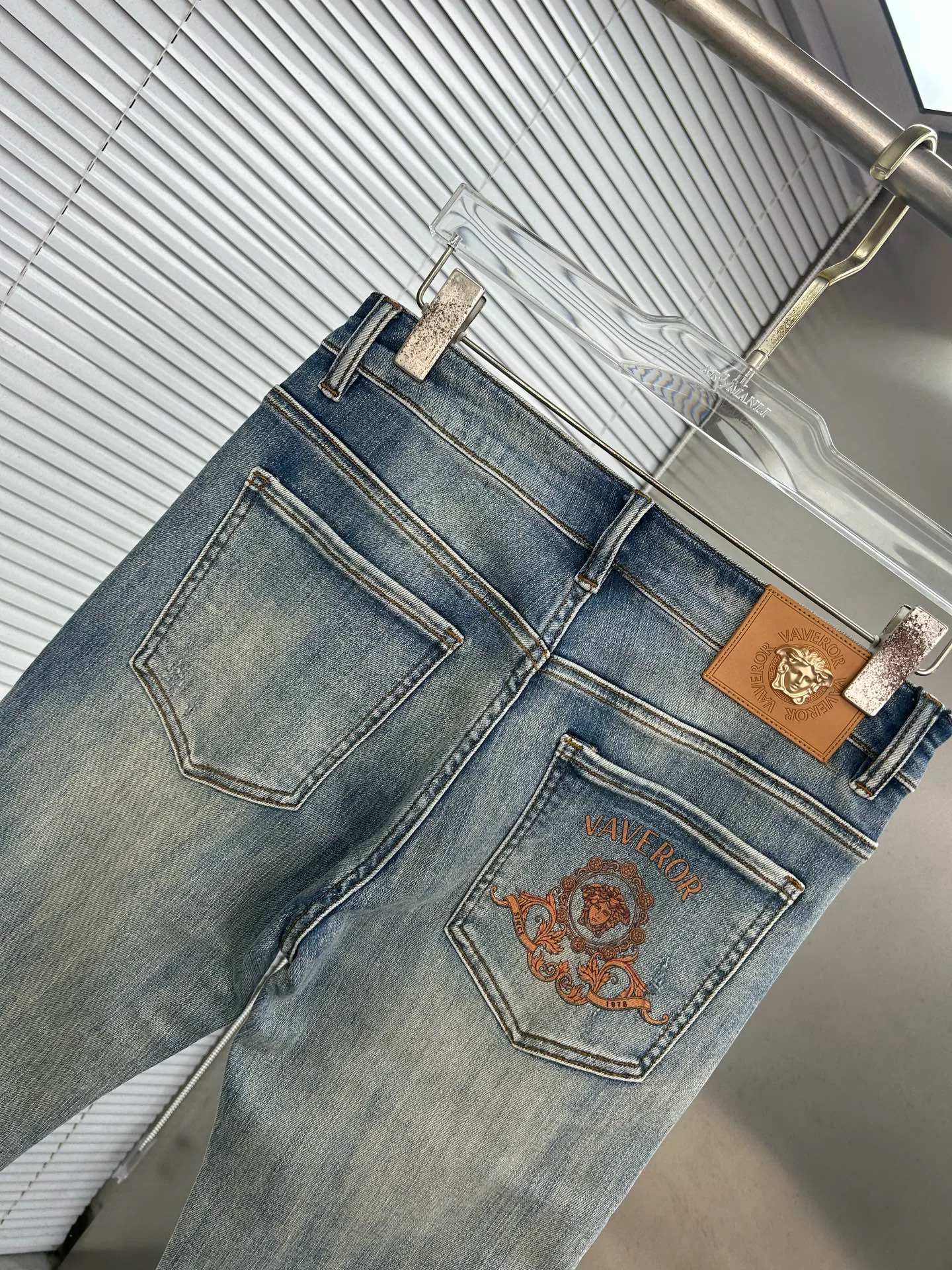 Джинсы Мужские Versace 18543040
