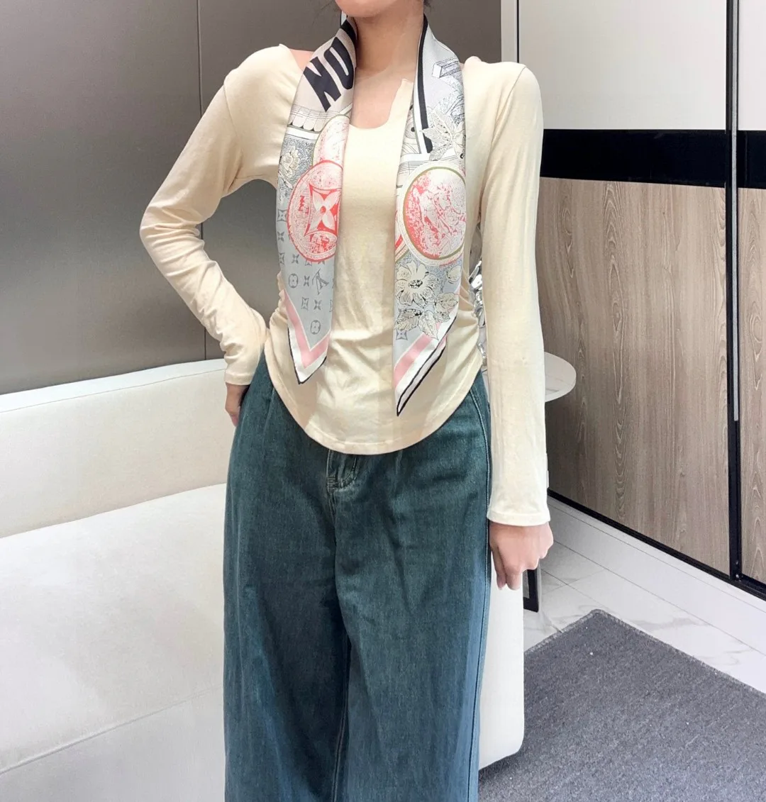 Платки Louis Vuitton 18501136