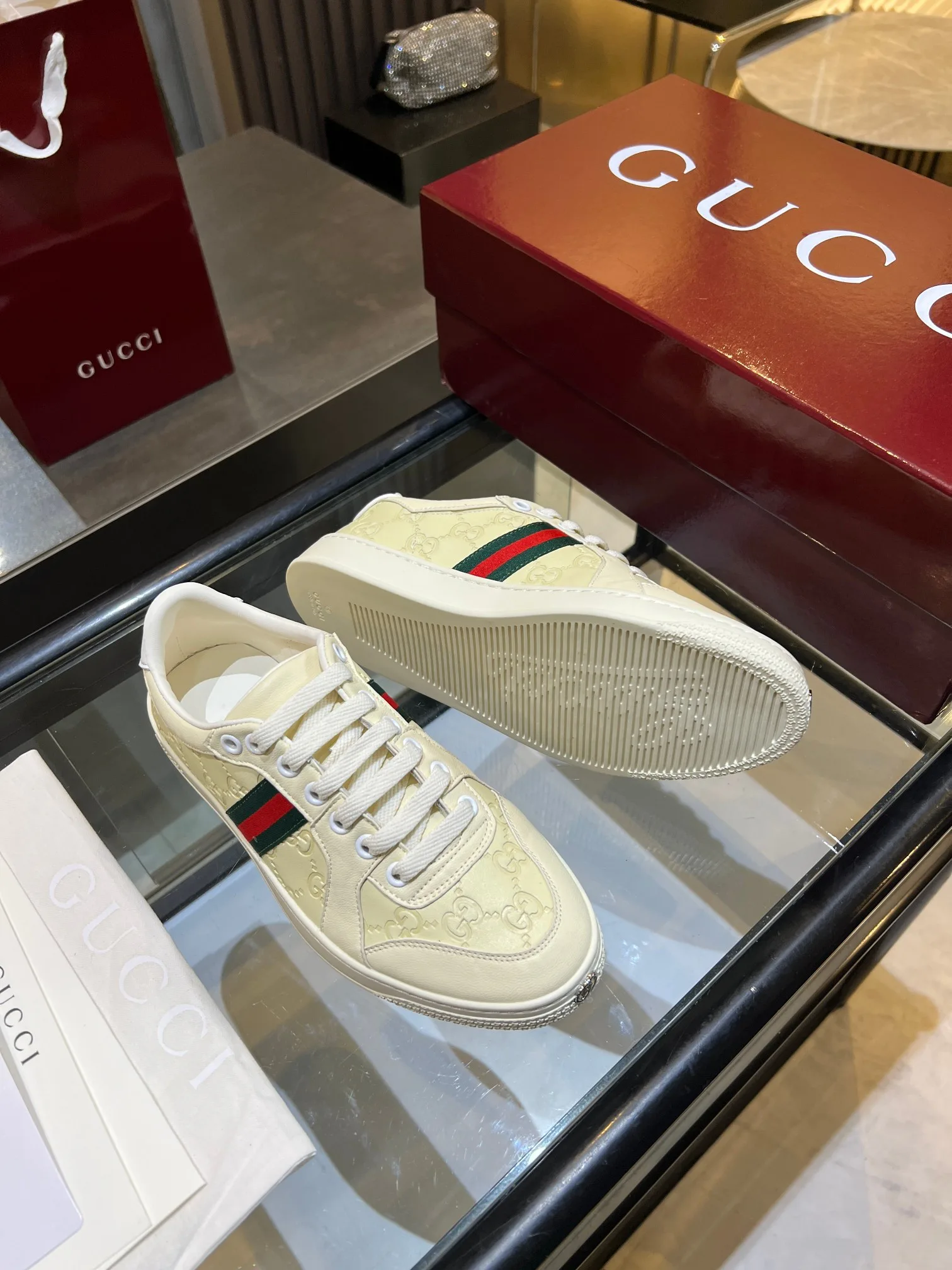 Кроссовки Женские Gucci 17131960
