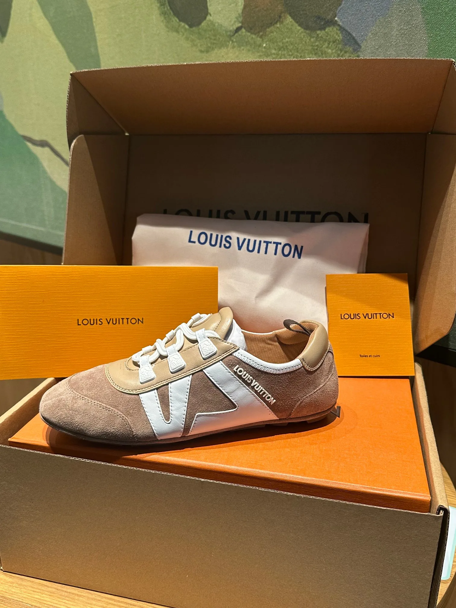Кроссовки Женские Louis Vuitton 11250641