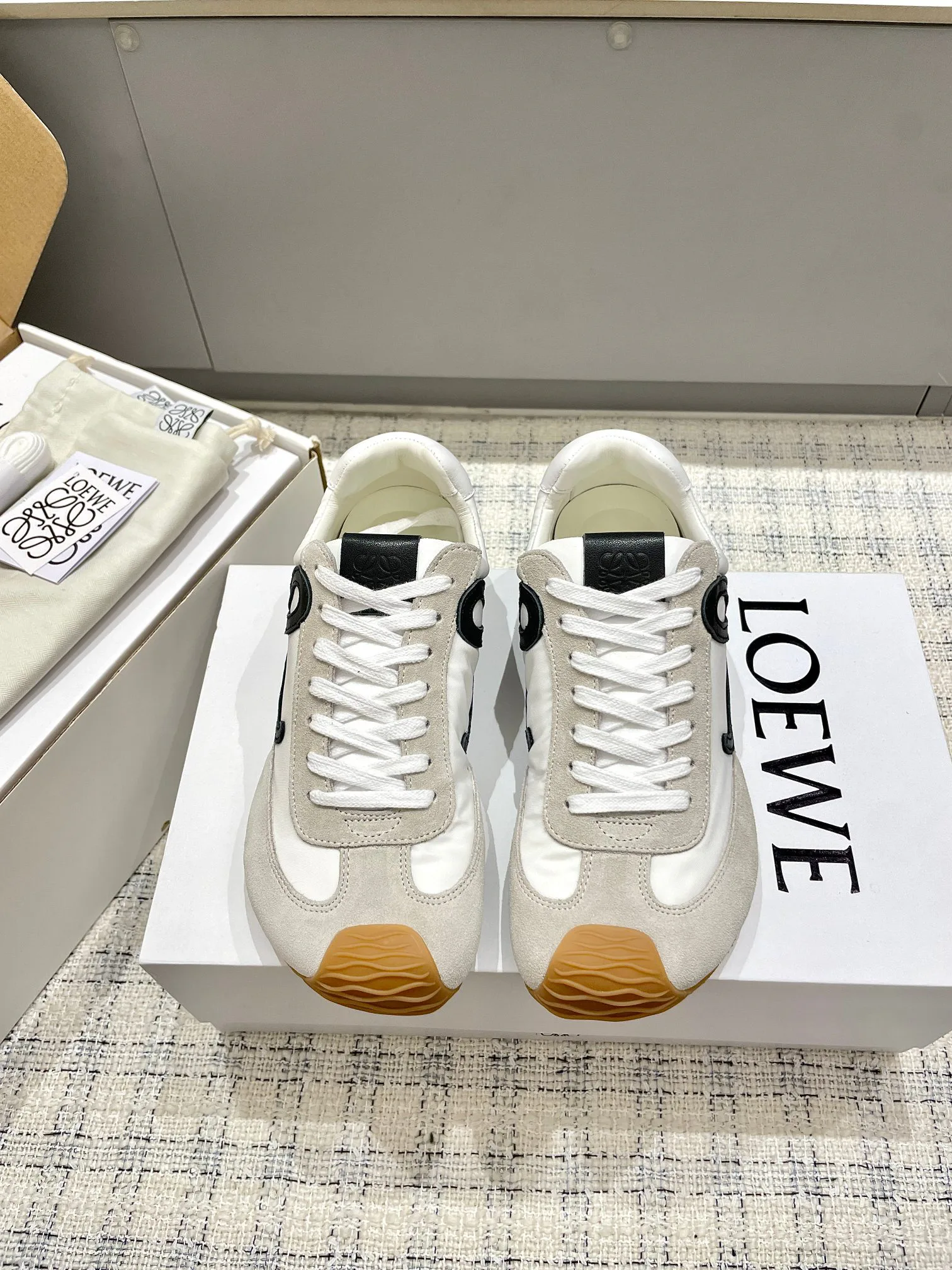 Кроссовки Женские Loewe 10822587