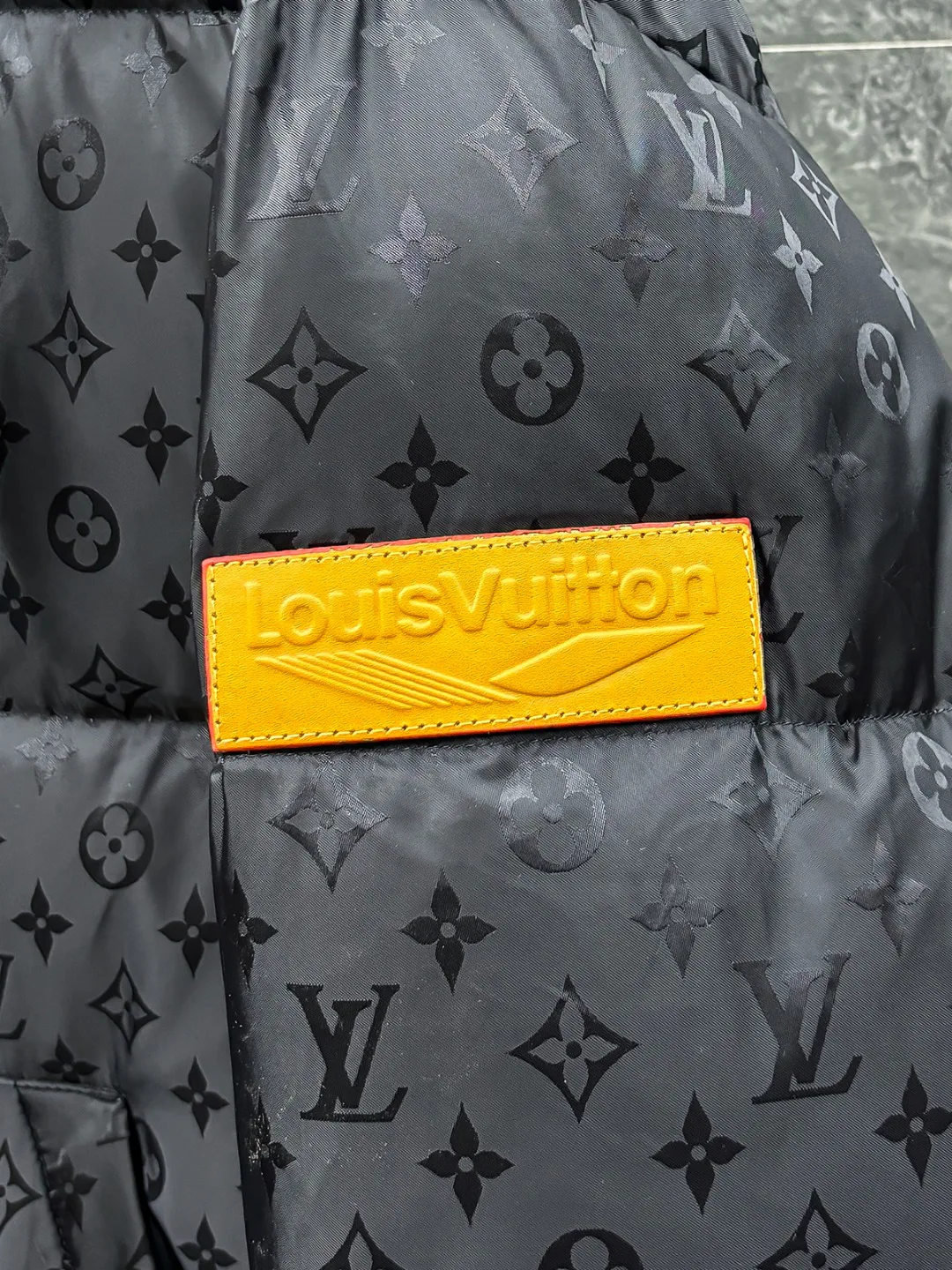 Куртки И Пуховики Мужские Louis Vuitton 132326