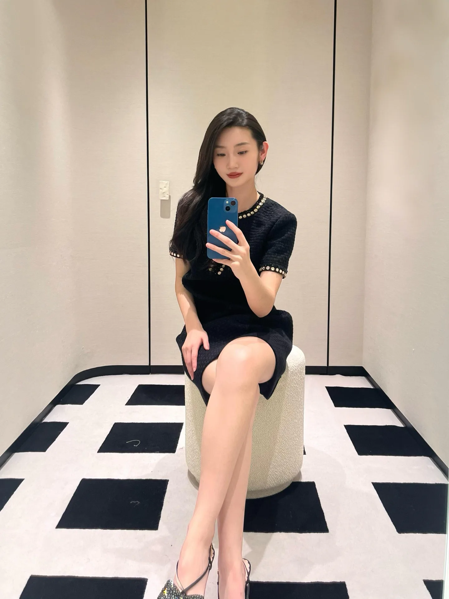 Платья Женские Chanel 1600543