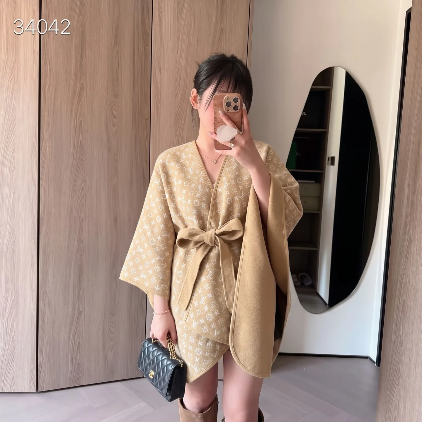 Пальто Женские Louis Vuitton 18262606