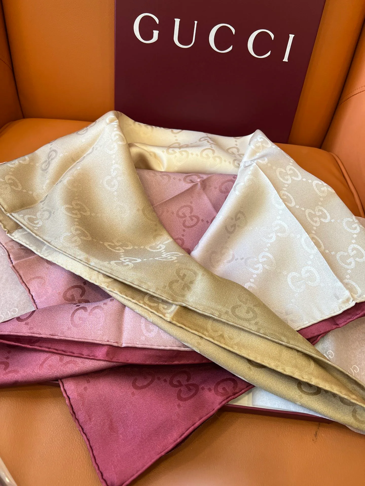 Шарфы Gucci 28490