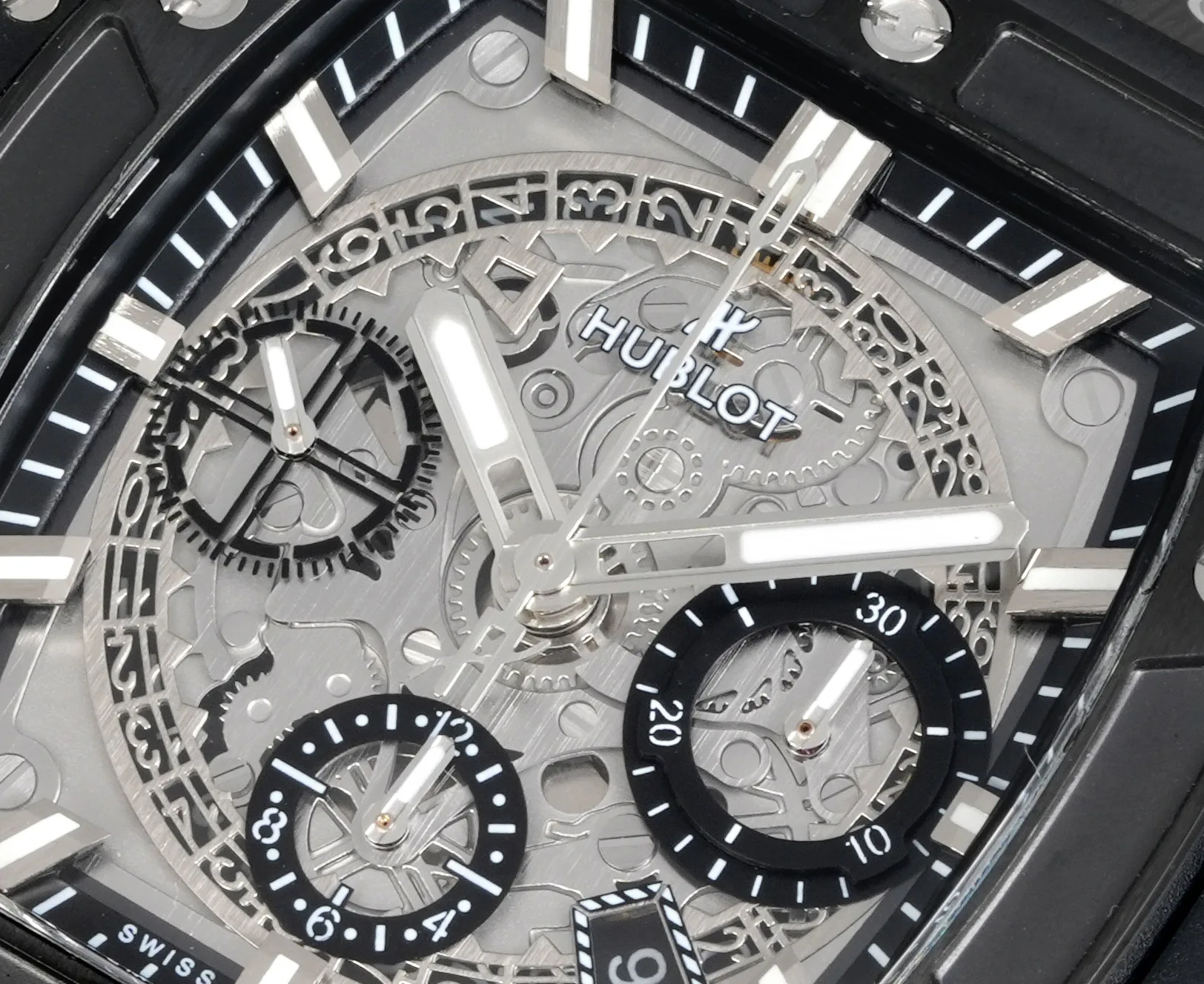 Часы Мужские Hublot 17812100