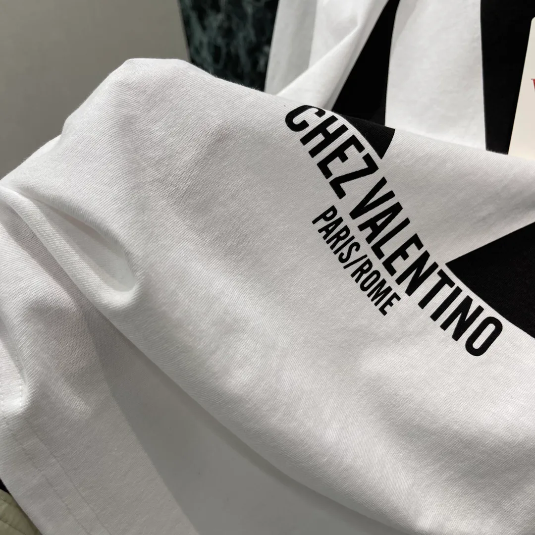 Футболки Женские Balenciaga 7181