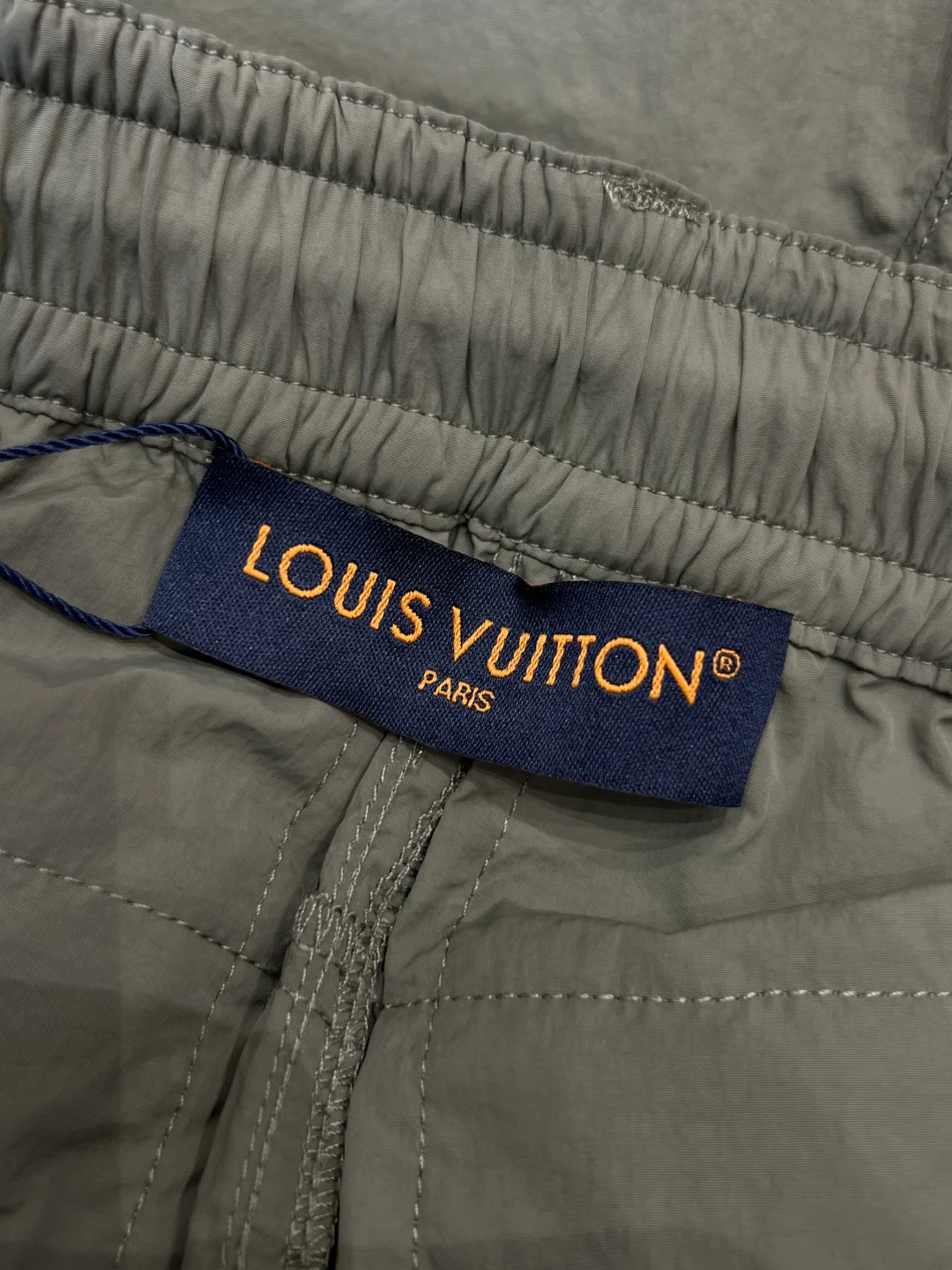 Брюки Мужские Louis Vuitton 13310870