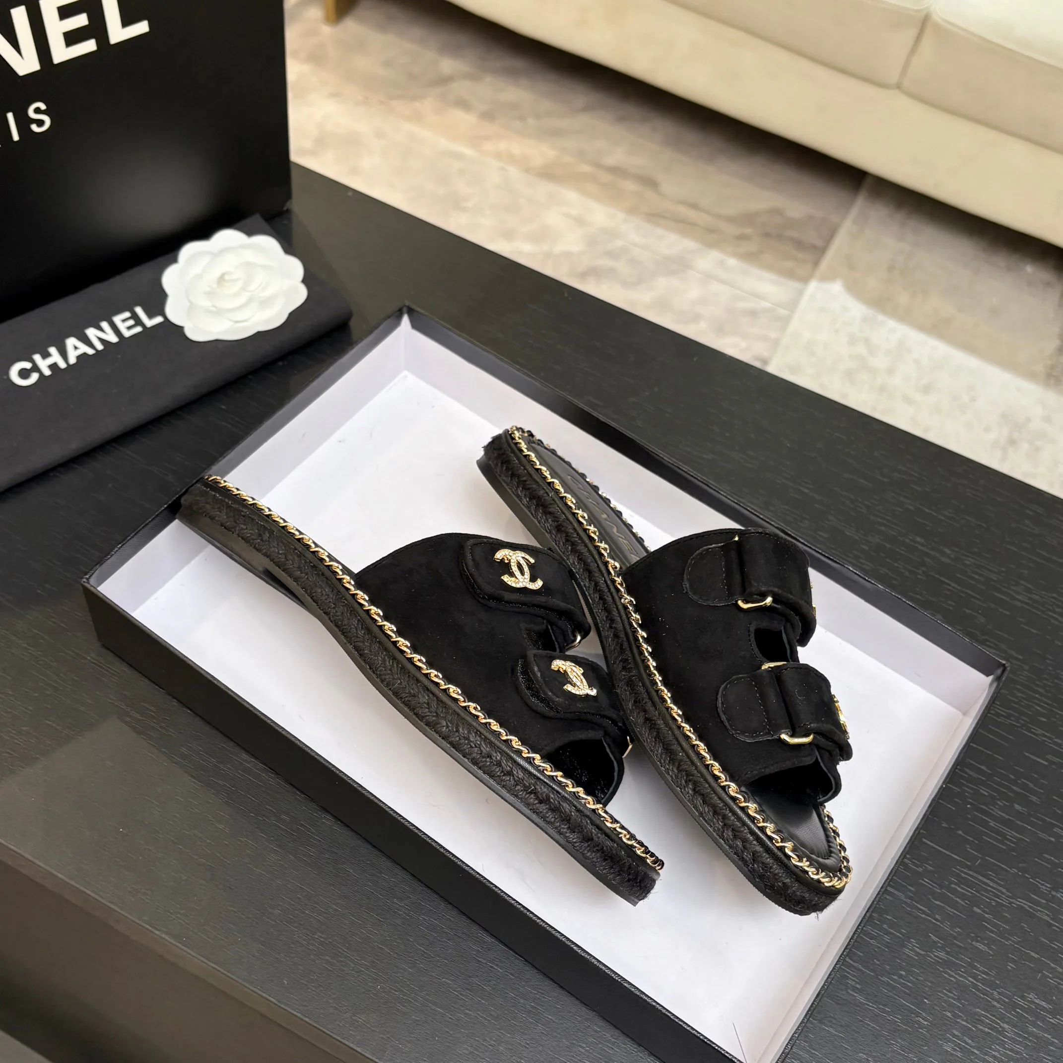 Шлепанцы Женские Chanel 2578926