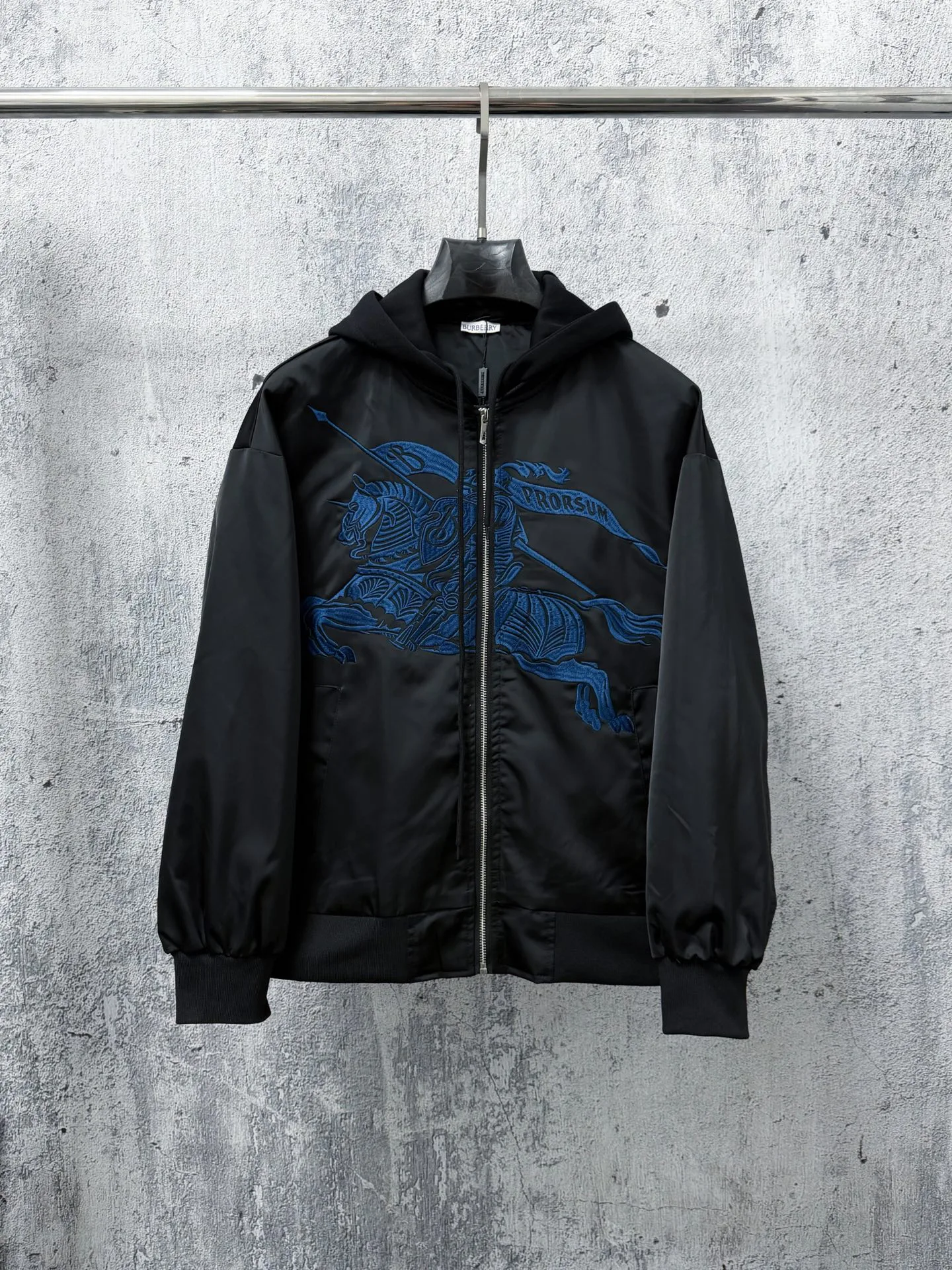 Куртки И Пуховики Мужские Burberry 18215642