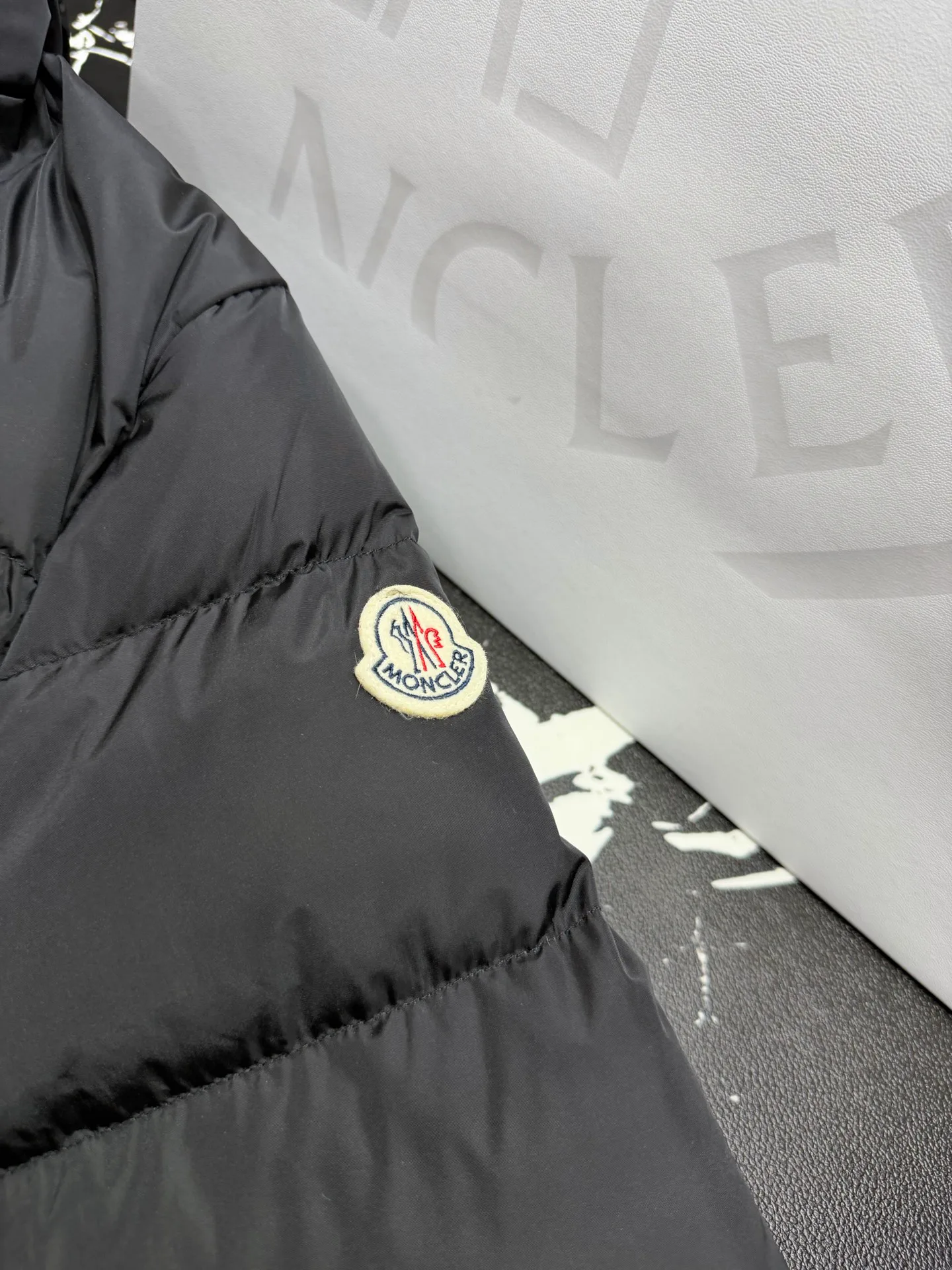 Куртки И Пуховики Женские Moncler 18188643