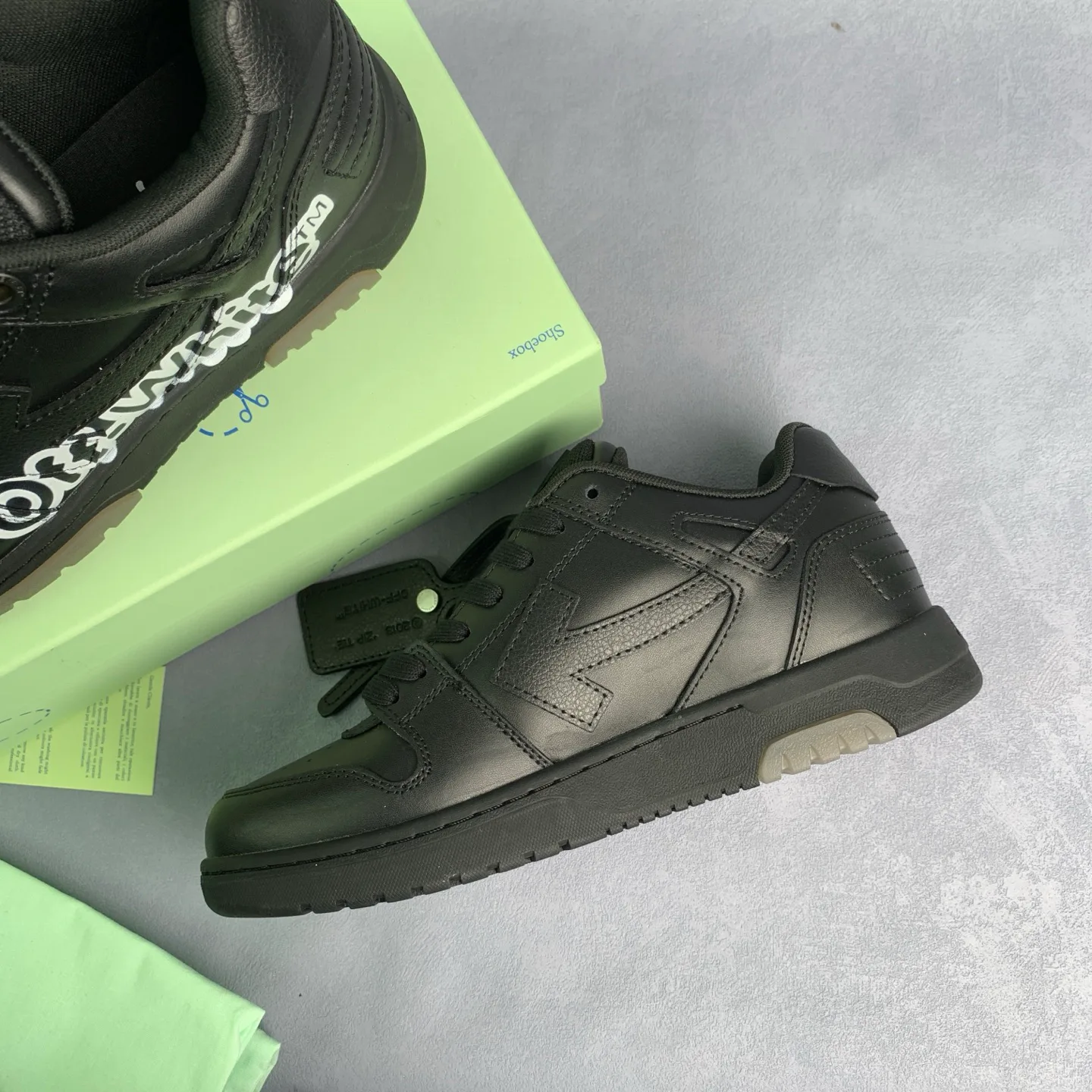 Кроссовки Женские Off-White 17776390