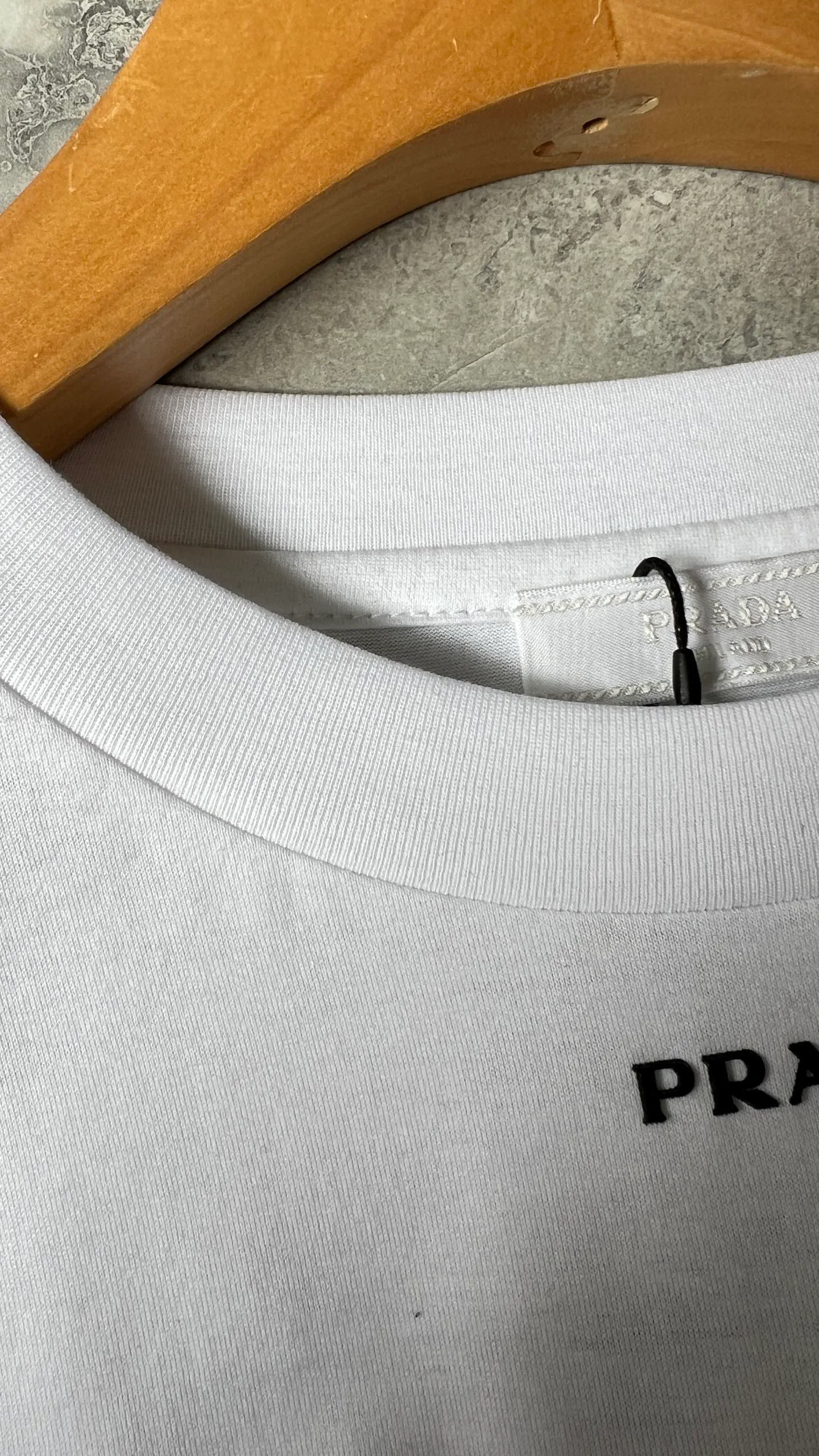 Футболки Женские Prada 11975769