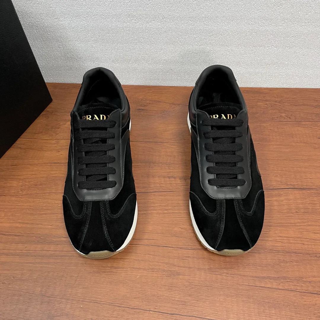 Кроссовки Мужские Prada 11426380