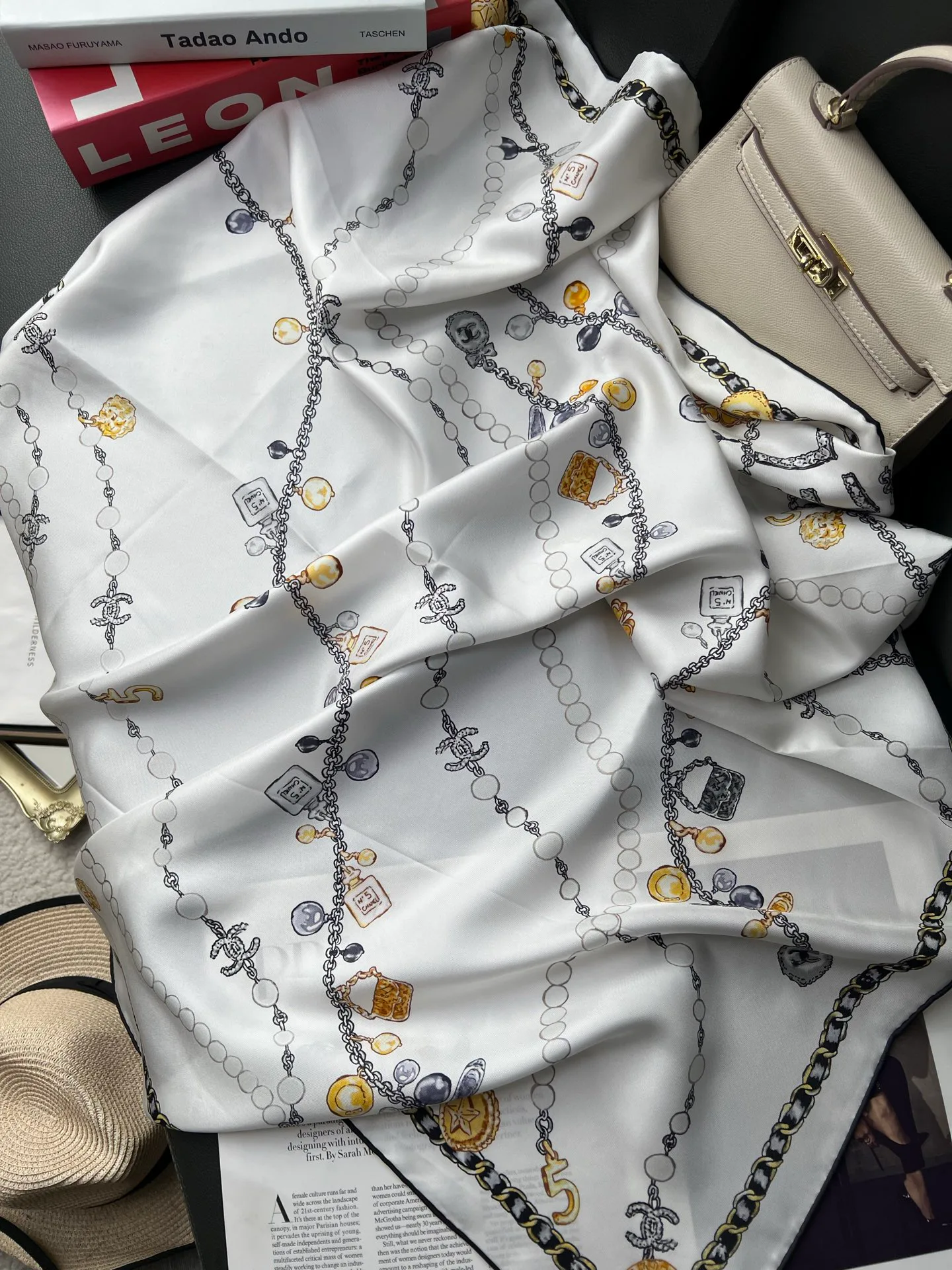 Платки Chanel 13980586