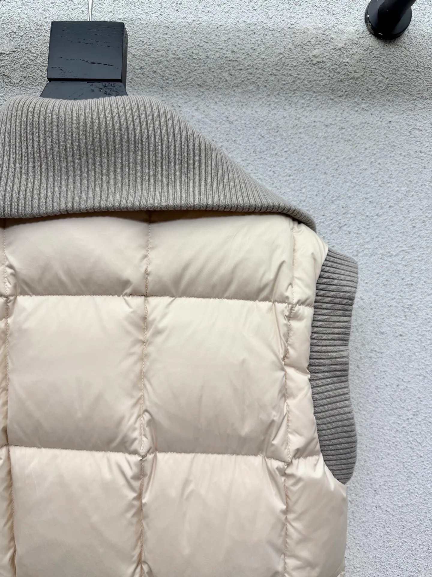 Жилеты Женские Louis Vuitton 19323519