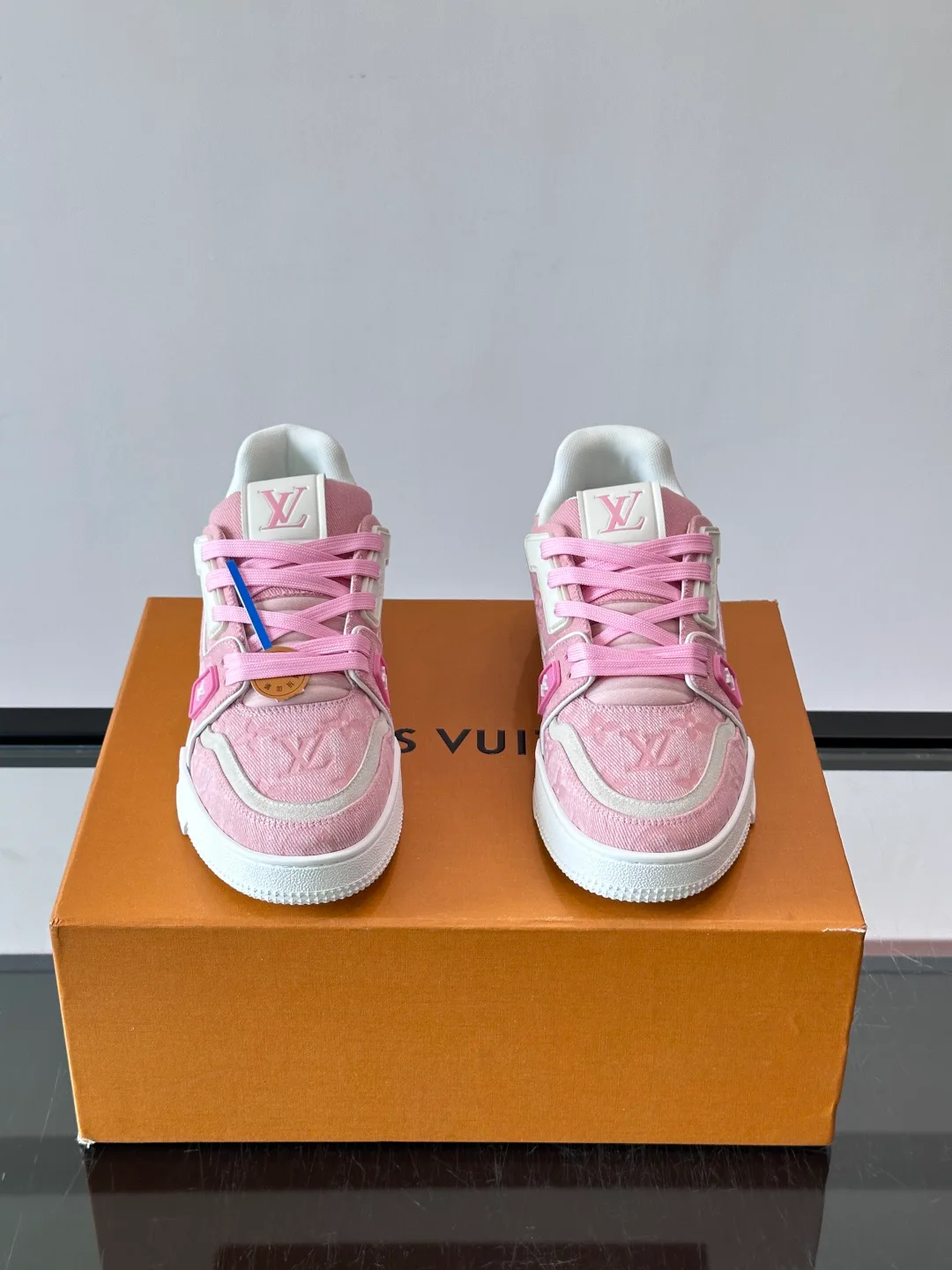 Кроссовки Мужские Louis Vuitton 17638791
