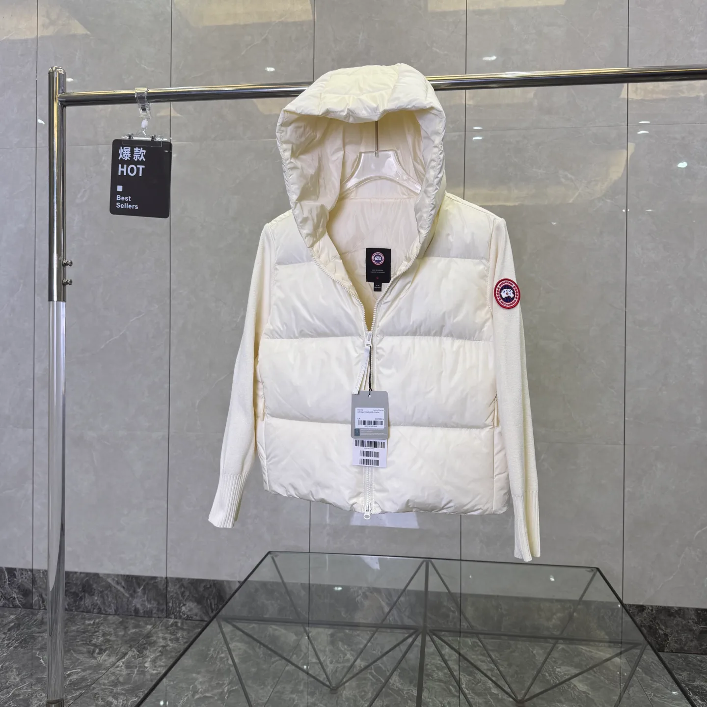 Куртки И Пуховики Женские Canada Goose 17949539