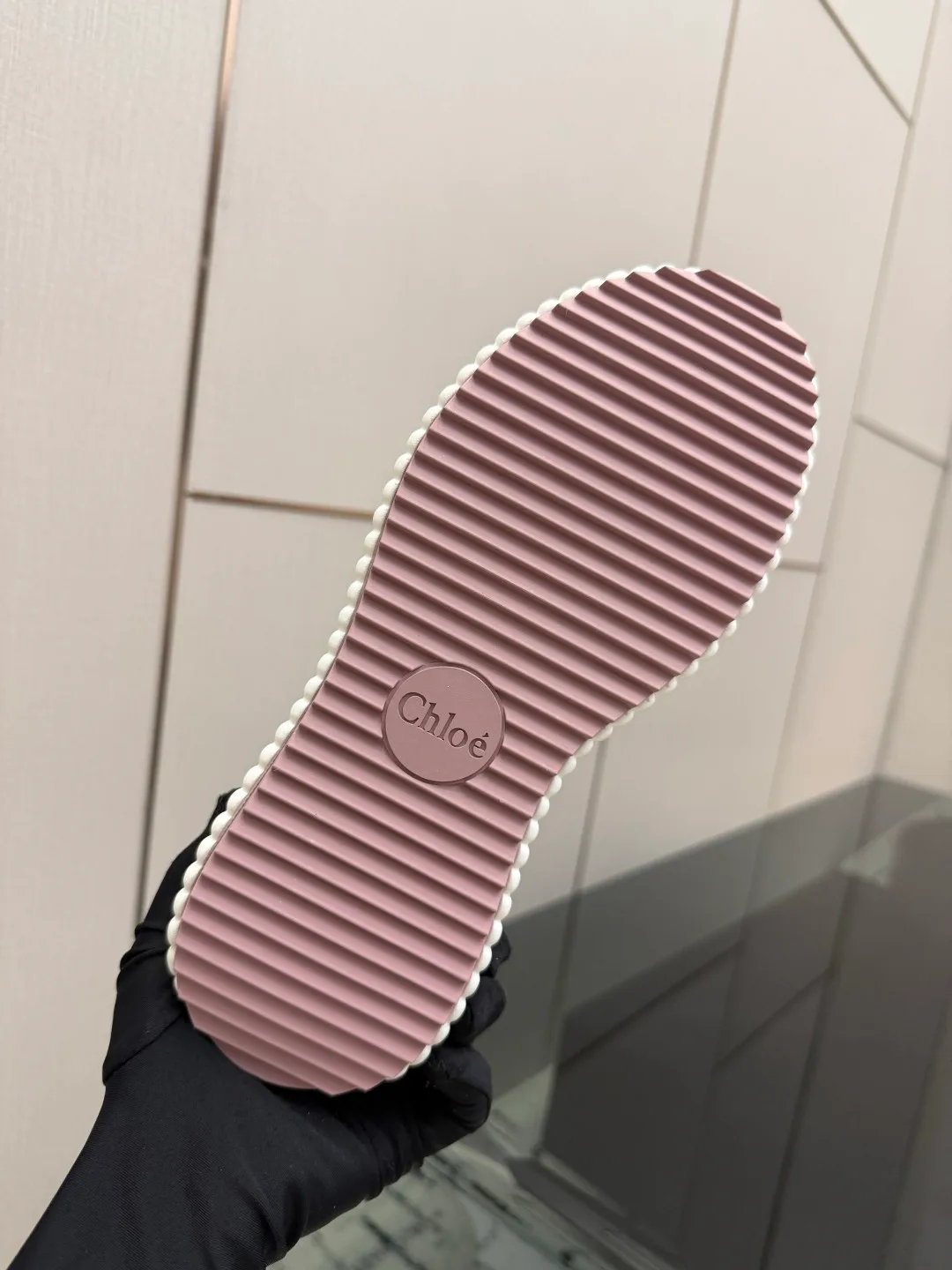 Кроссовки Женские Chloe 19336887