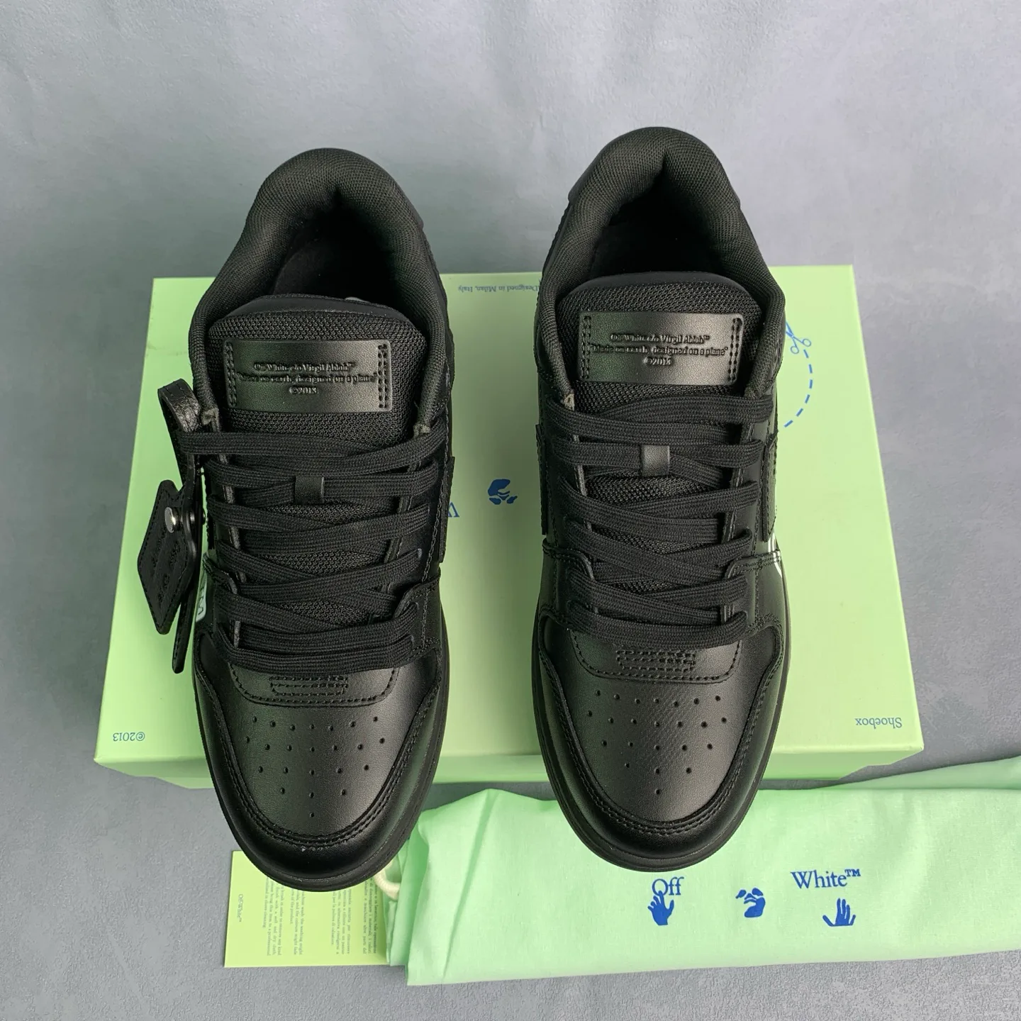 Кроссовки Женские Off-White 17776390