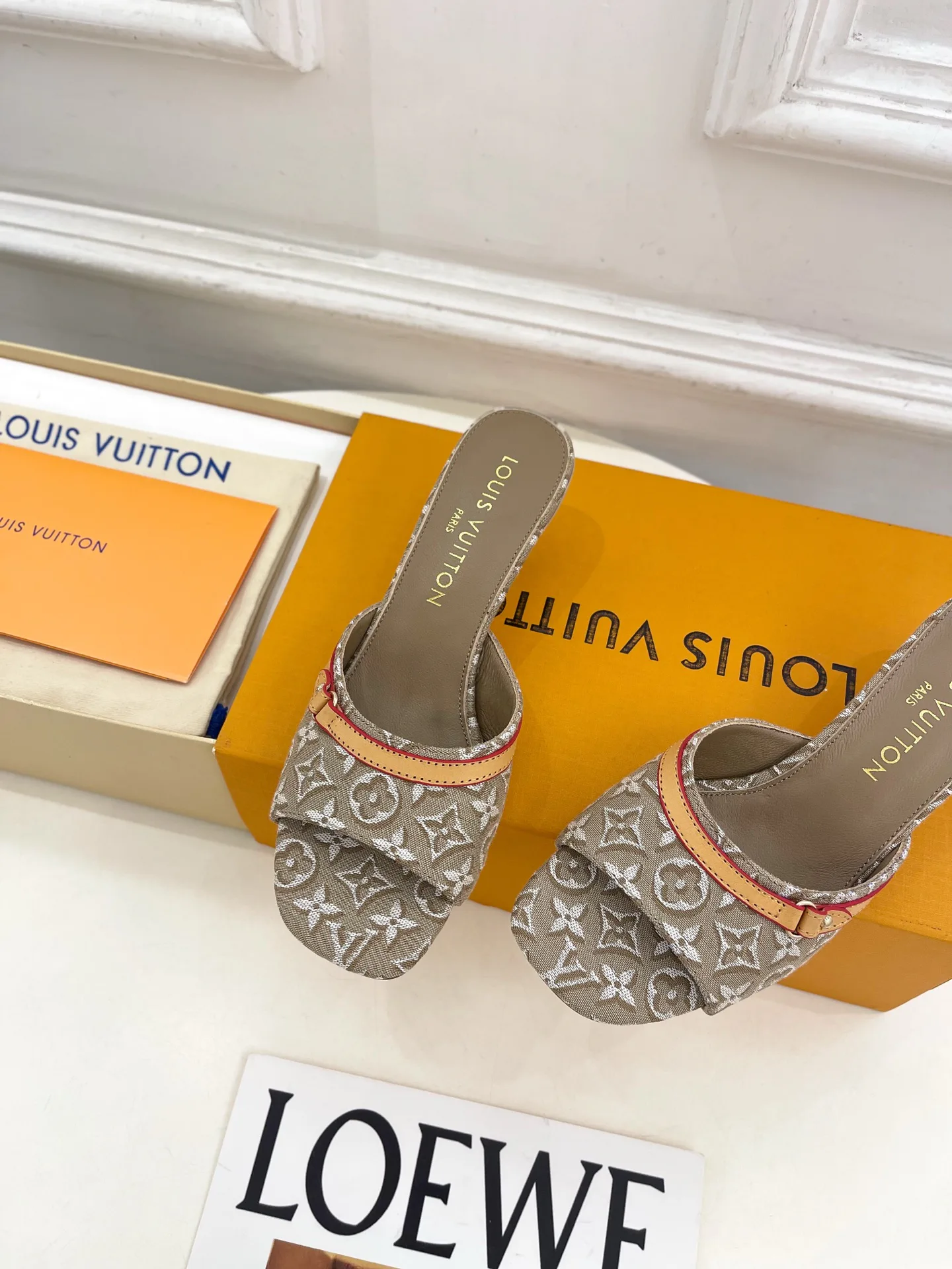Мюли И Сабо Женские Louis Vuitton 17506939