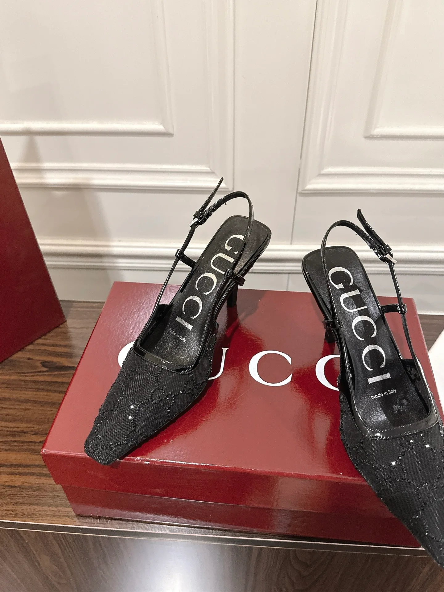Босоножки Женские Gucci 13071902
