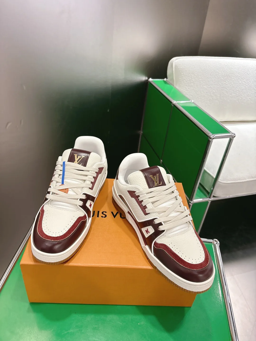 Кроссовки Женские Louis Vuitton 13152721