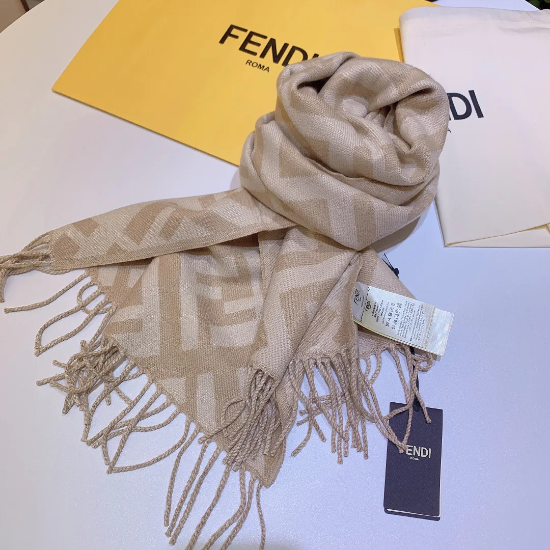 Шарфы Fendi 1607923