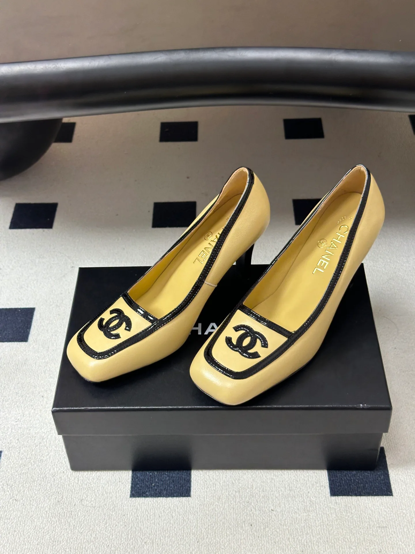 Туфли Женские Chanel 18041911
