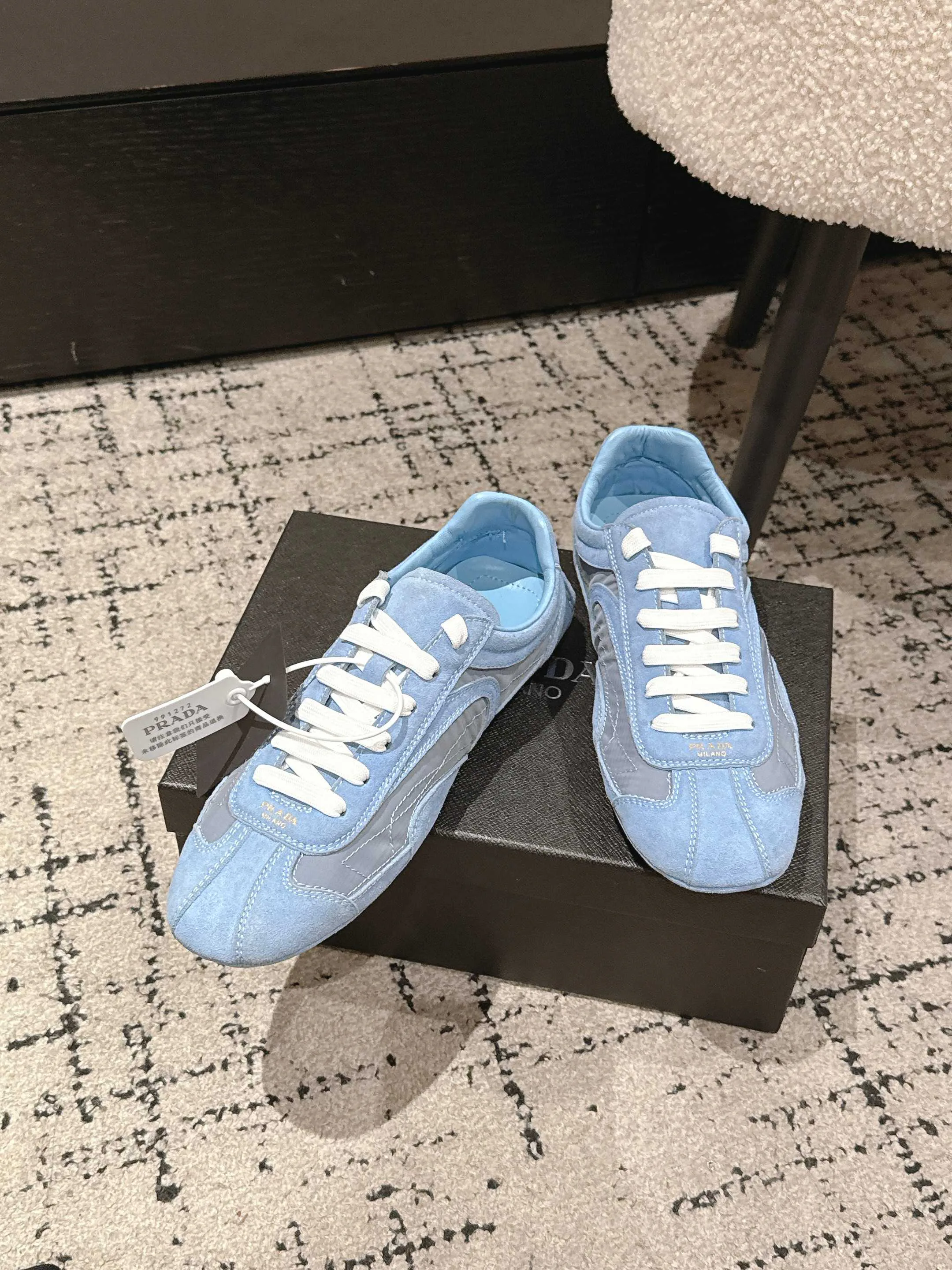 Кроссовки Женские Prada 11185330