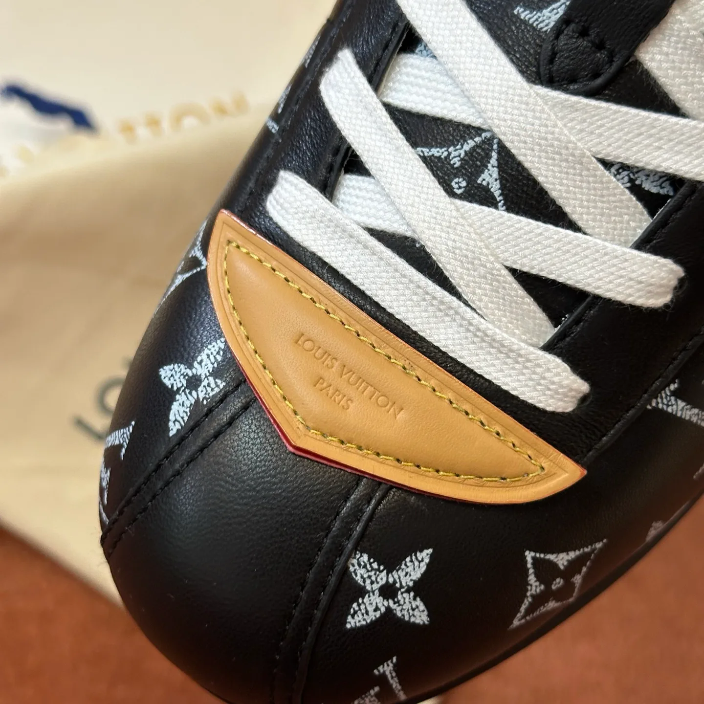 Кроссовки Женские Louis Vuitton 265597