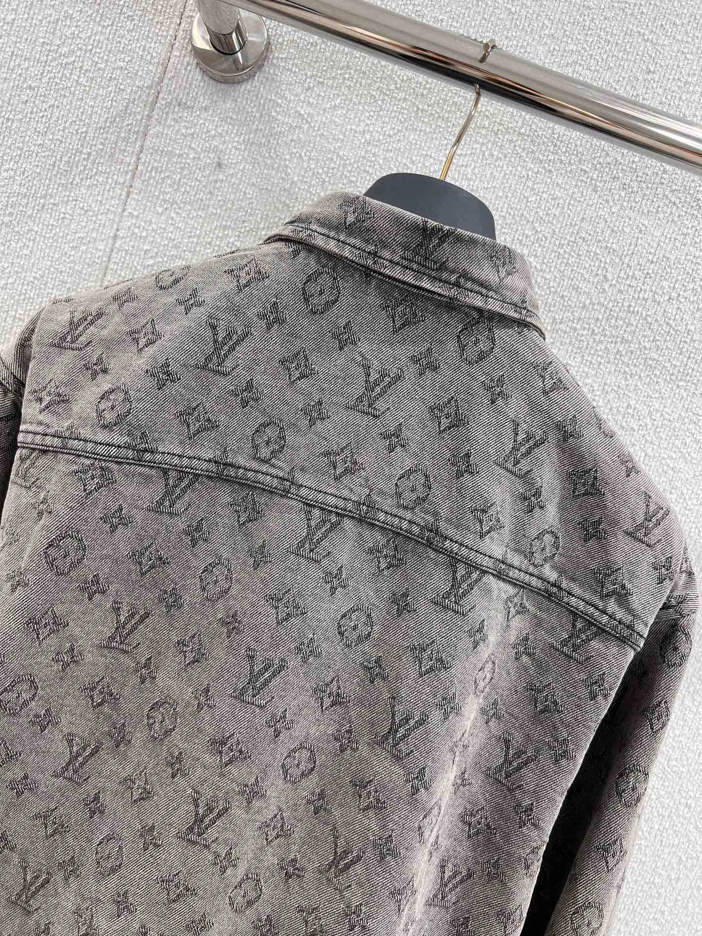 Рубашки Женские Louis Vuitton 3135719
