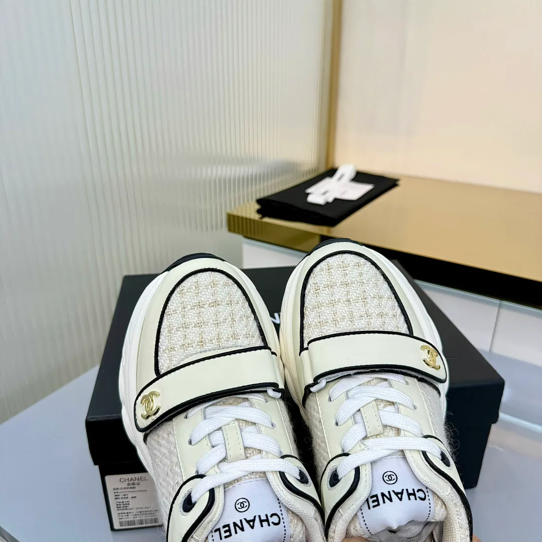 Кроссовки Женские Chanel 11605951