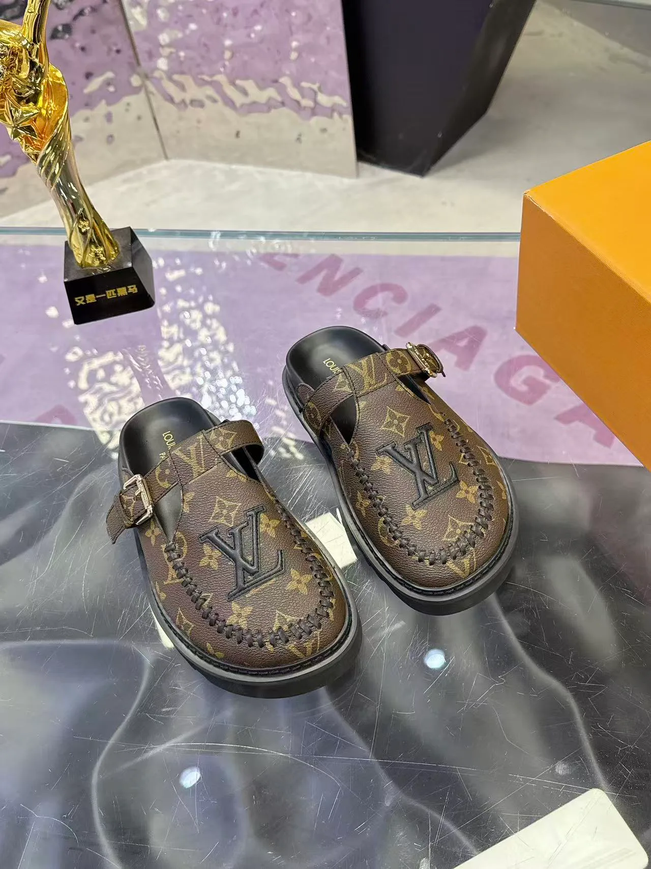 Мюли И Сабо Женские Louis Vuitton 17530471