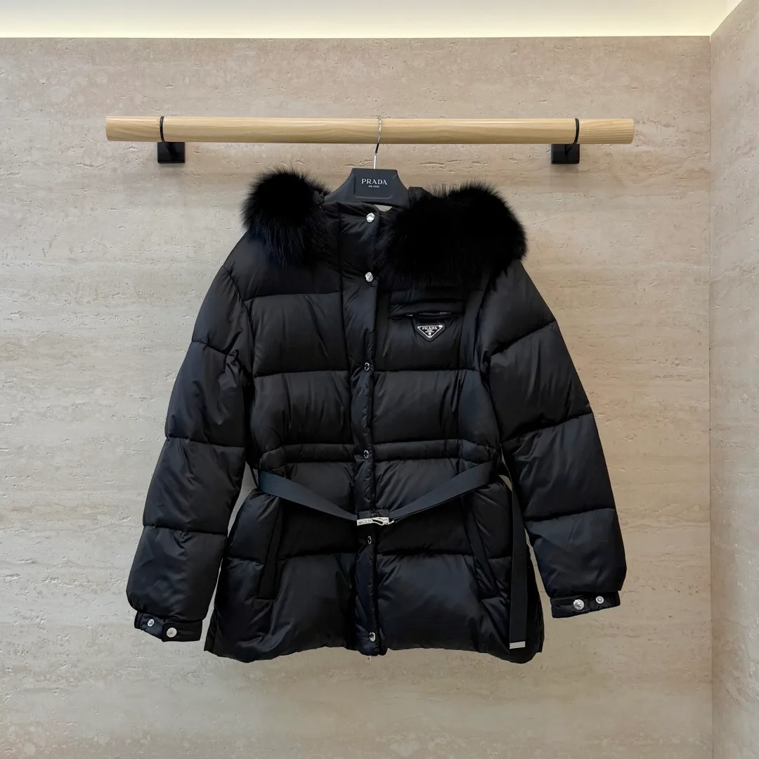 Куртки И Пуховики Женские Prada 18674647