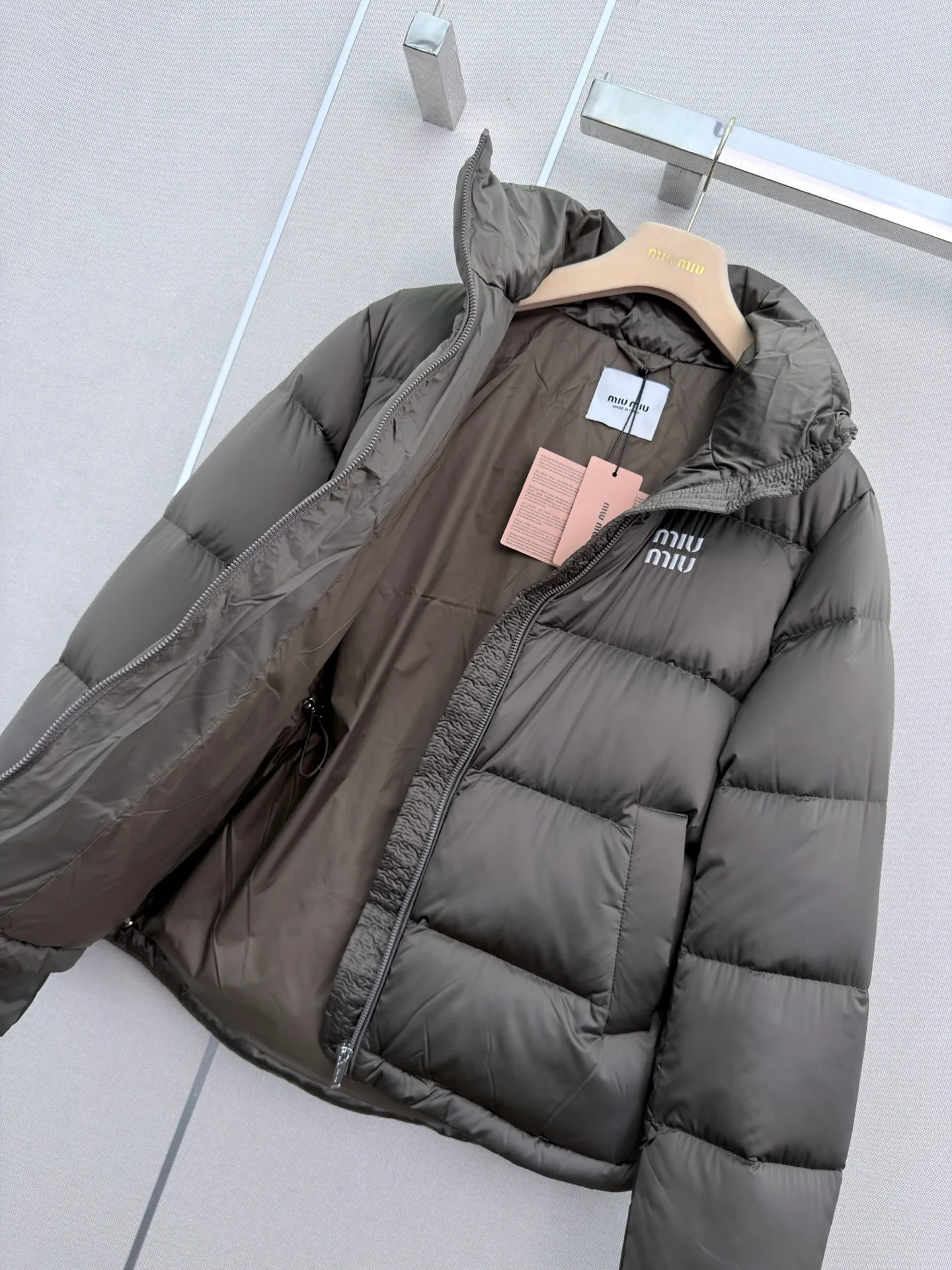 Куртки И Пуховики Женские Miu Miu 19555743