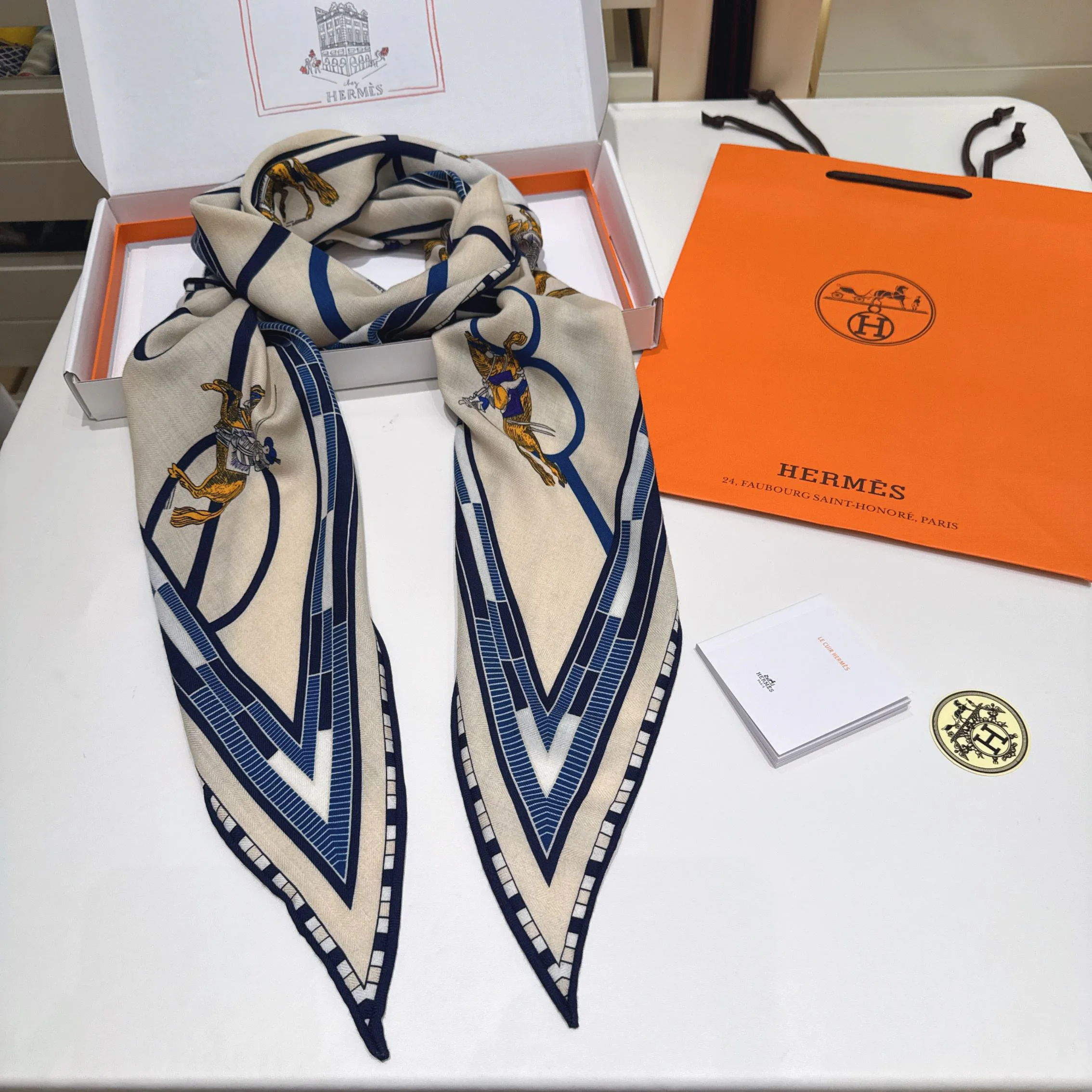 Платки Hermes 18448377