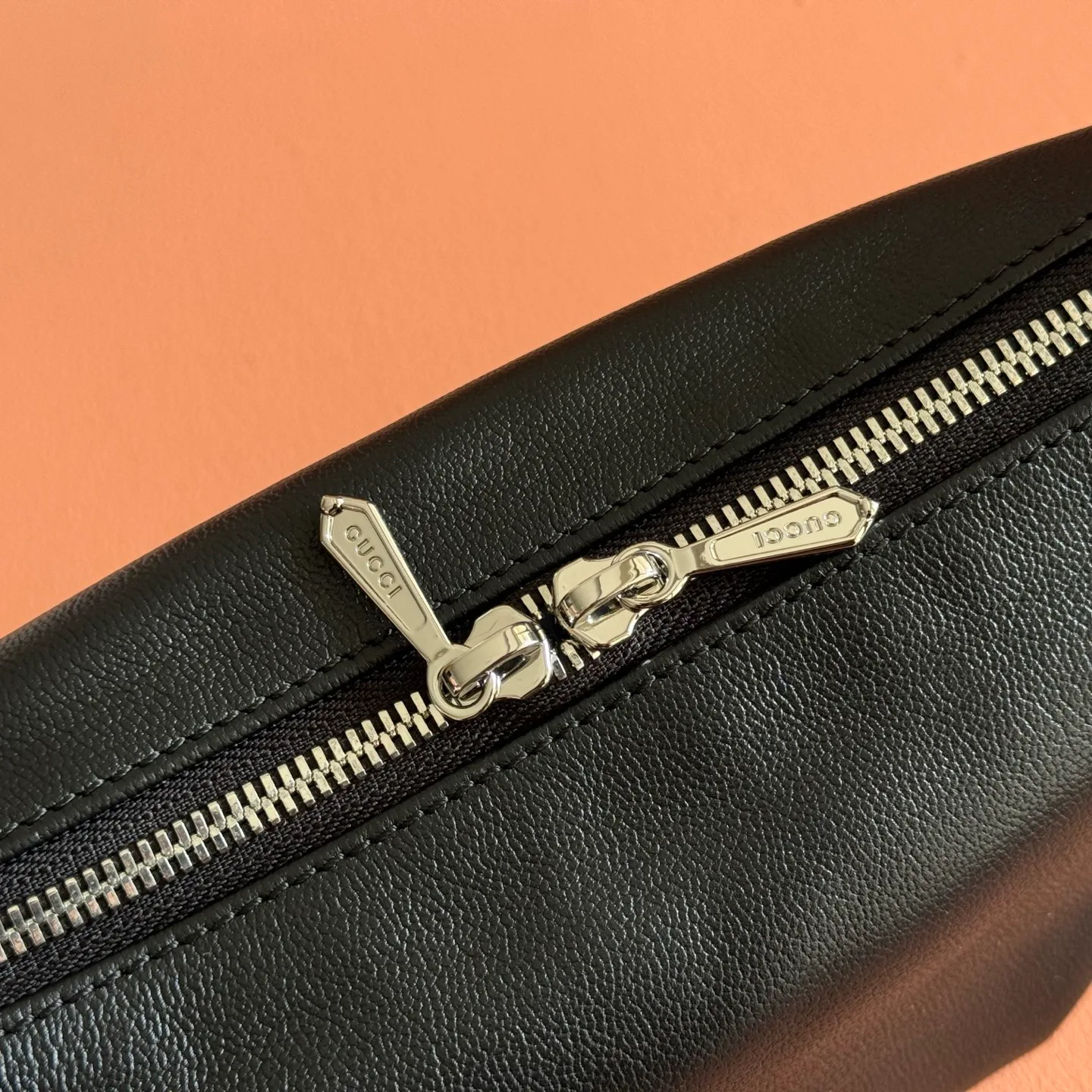 Классические Сумки Женские Gucci 12859971