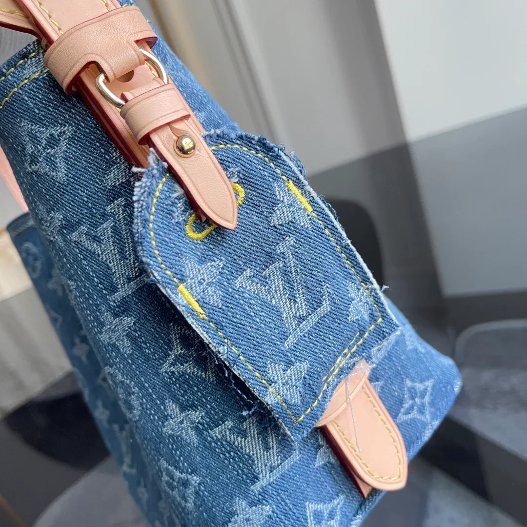 Классические Сумки Женские Louis Vuitton 11886364
