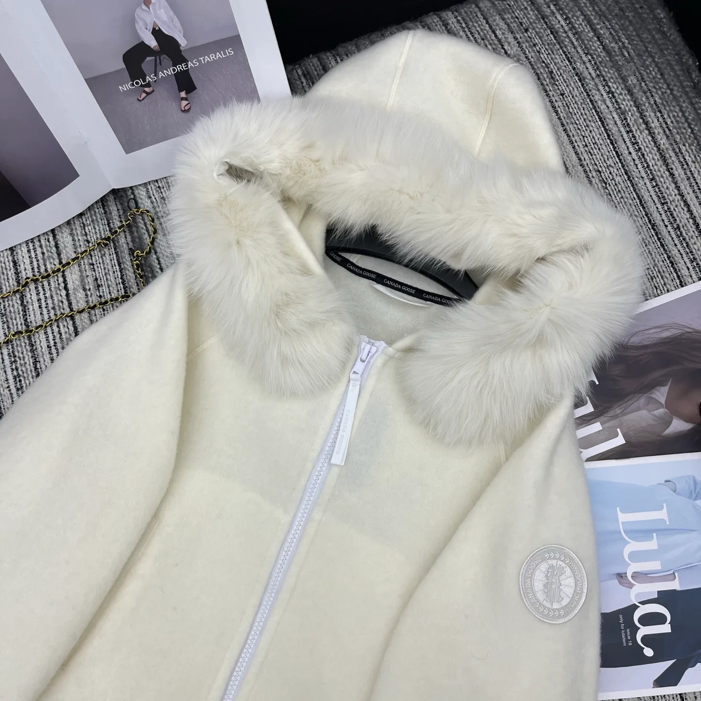 Пальто Женские Canada Goose 1280098
