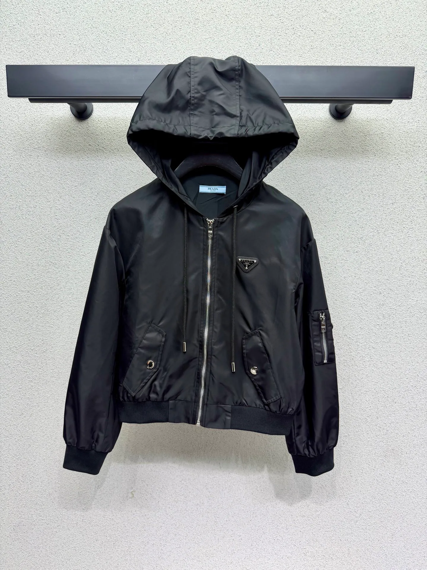 Куртки И Пуховики Женские Prada 11827932