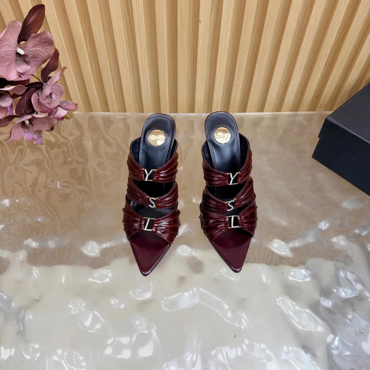 Босоножки Женские Saint Laurent 11660366