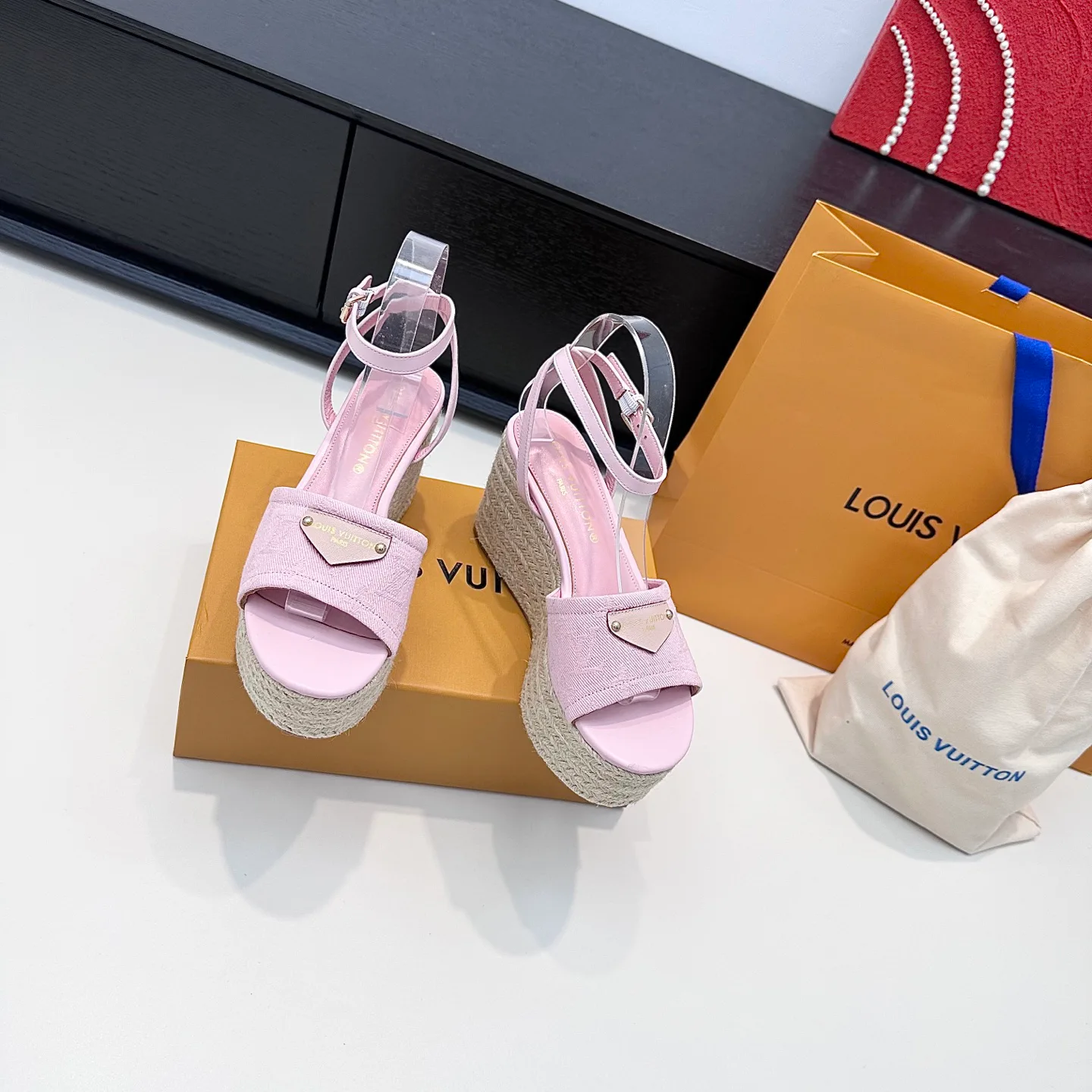 Сандалии Женские Louis Vuitton 11566081