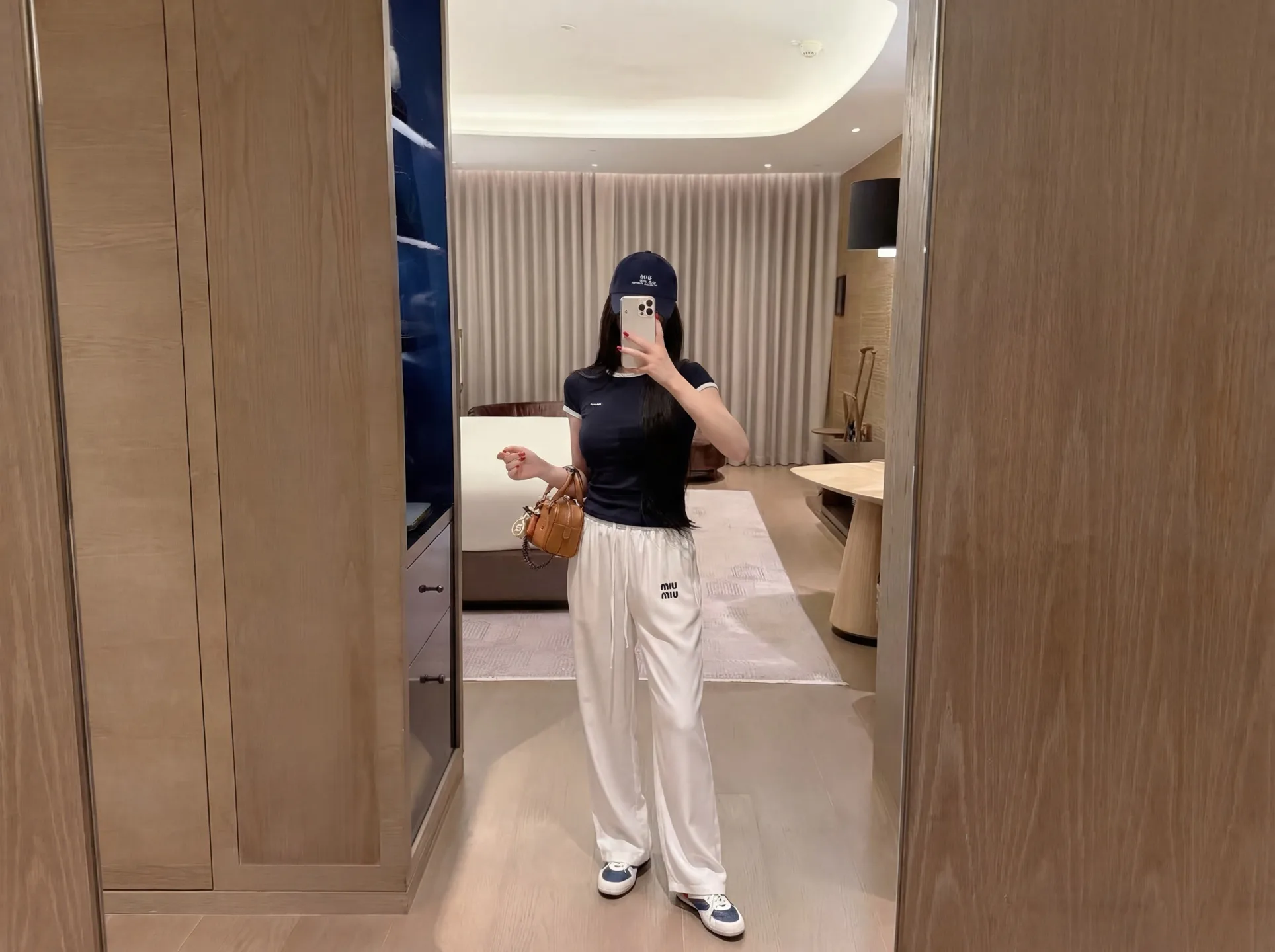 Брюки Женские Miu Miu 11451094