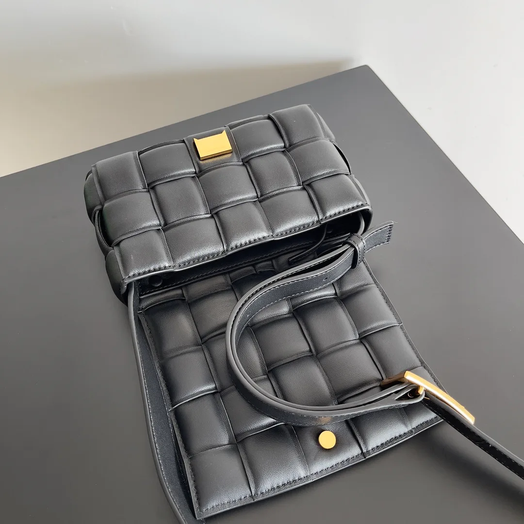 Классические Сумки Женские Bottega Veneta 17372467