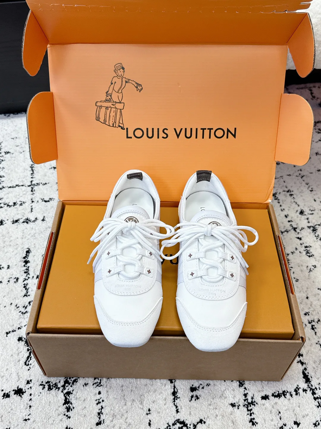 Кроссовки Женские Louis Vuitton 1752774